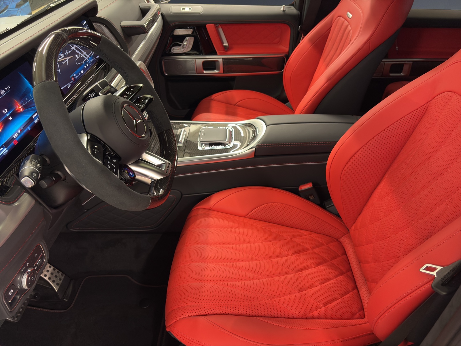 MERCEDES-BENZ G 63 AMG-image-9
