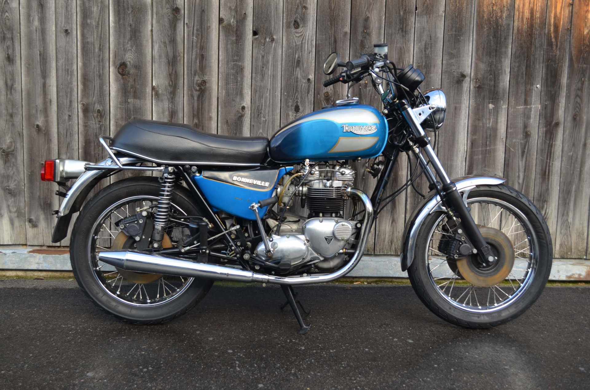 TRIUMPH Bonneville 750