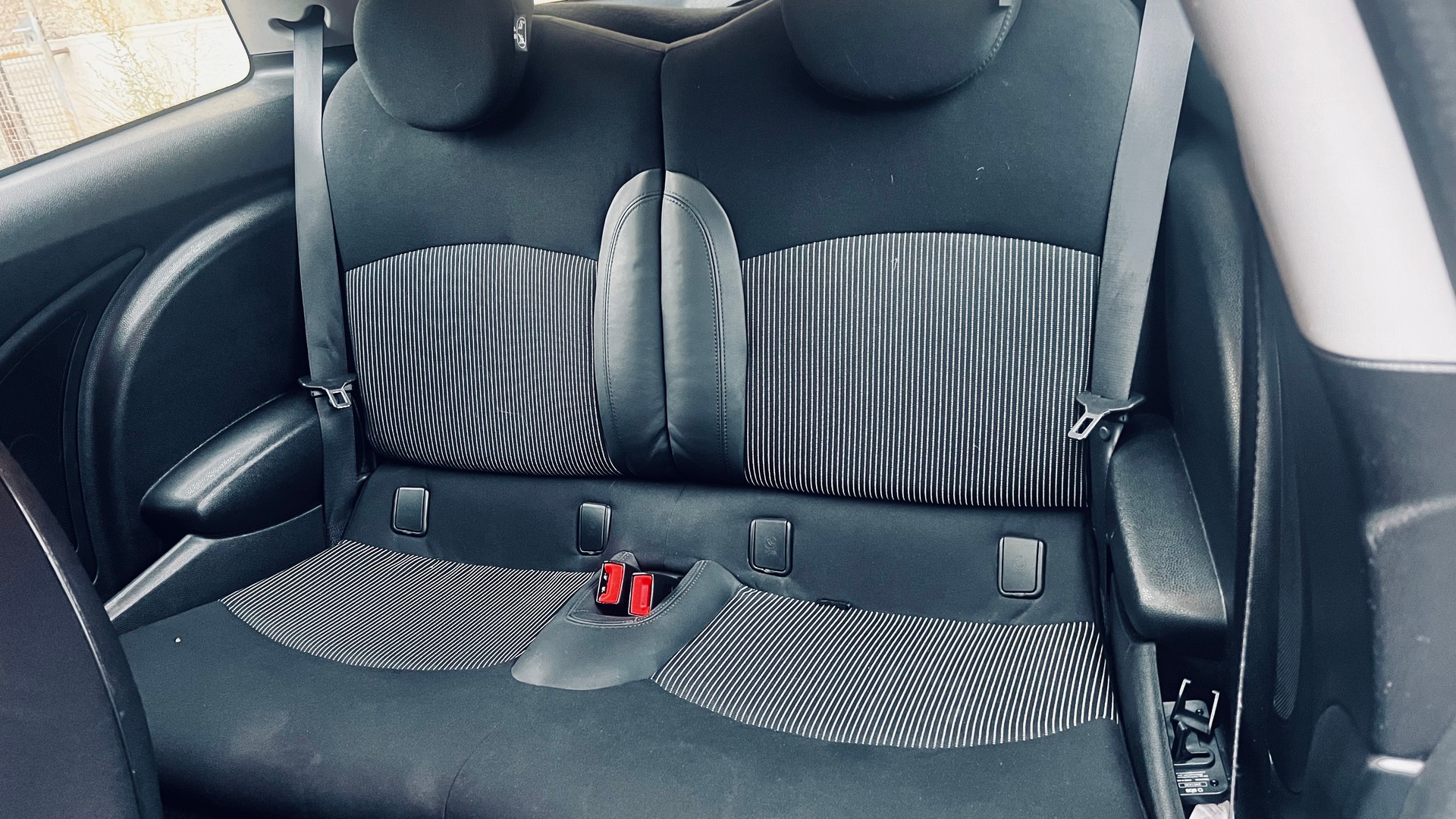 MINI Cooper-image-6
