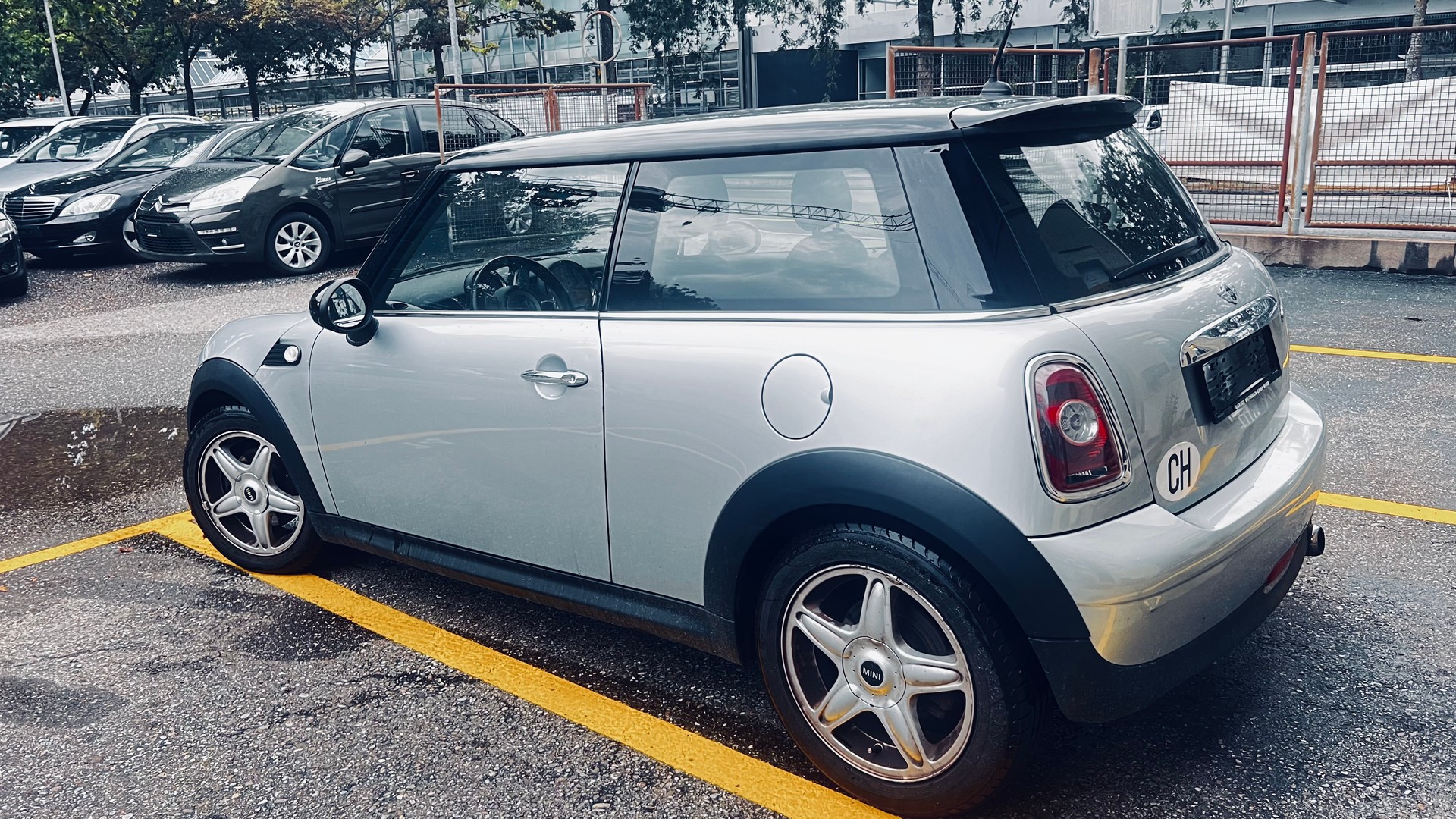 MINI Cooper-image-4