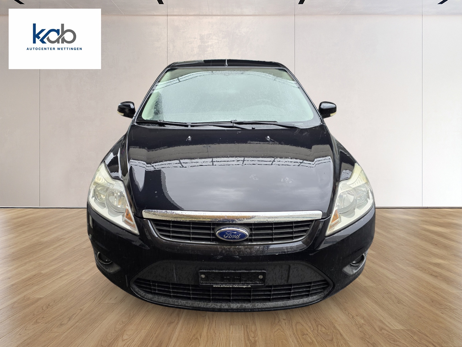 FORD Focus 2.0i Carving Automatic-image-1