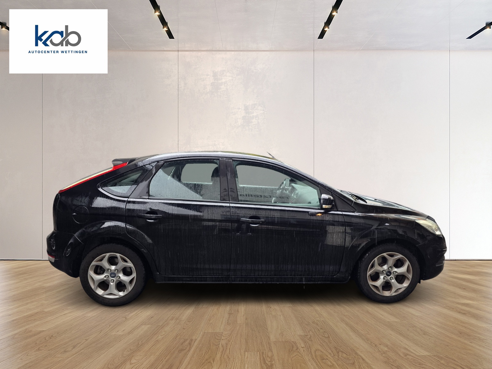 FORD Focus 2.0i Carving Automatic-image-6
