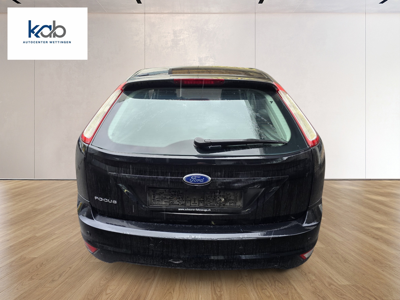 FORD Focus 2.0i Carving Automatic-image-4