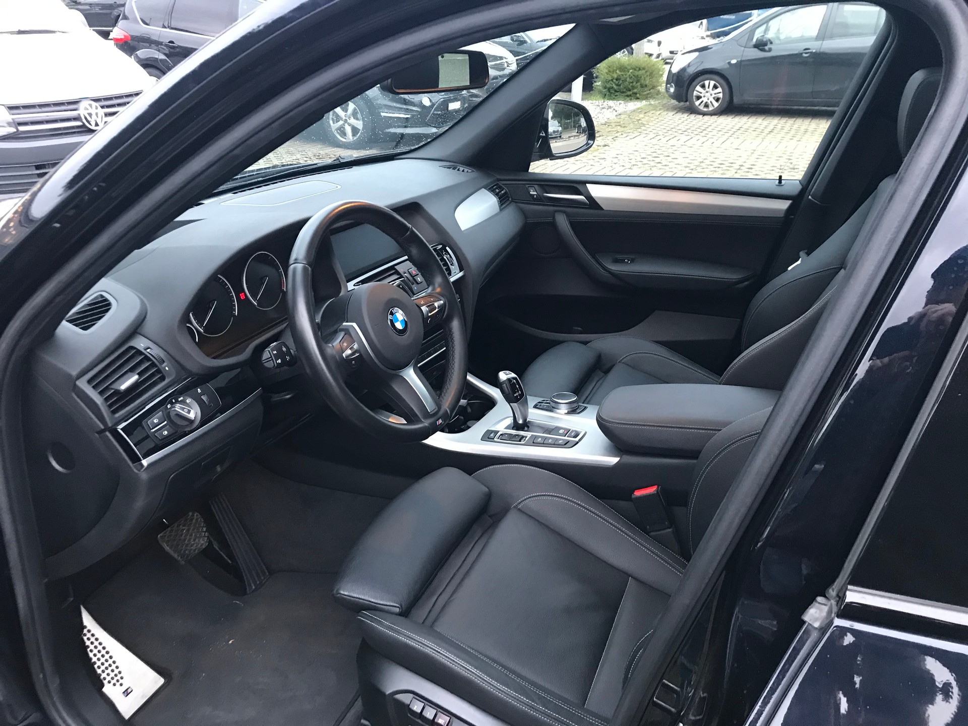 BMW BMW X3 xDrive 20d M Sport Steptronic-image-2