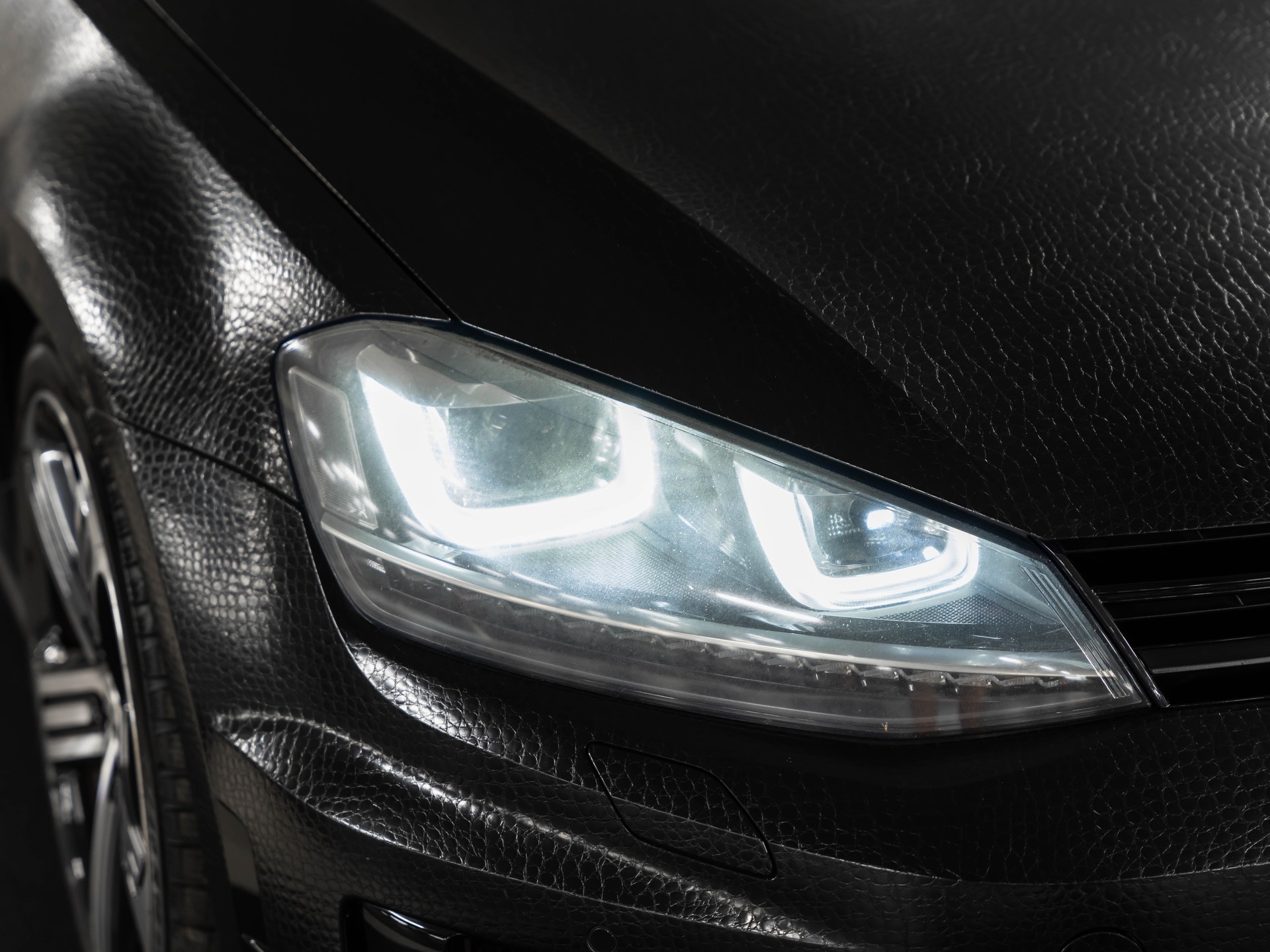 VW Golf 2.0 TSI R 4Motion DSG KROKOGOLF-image-12