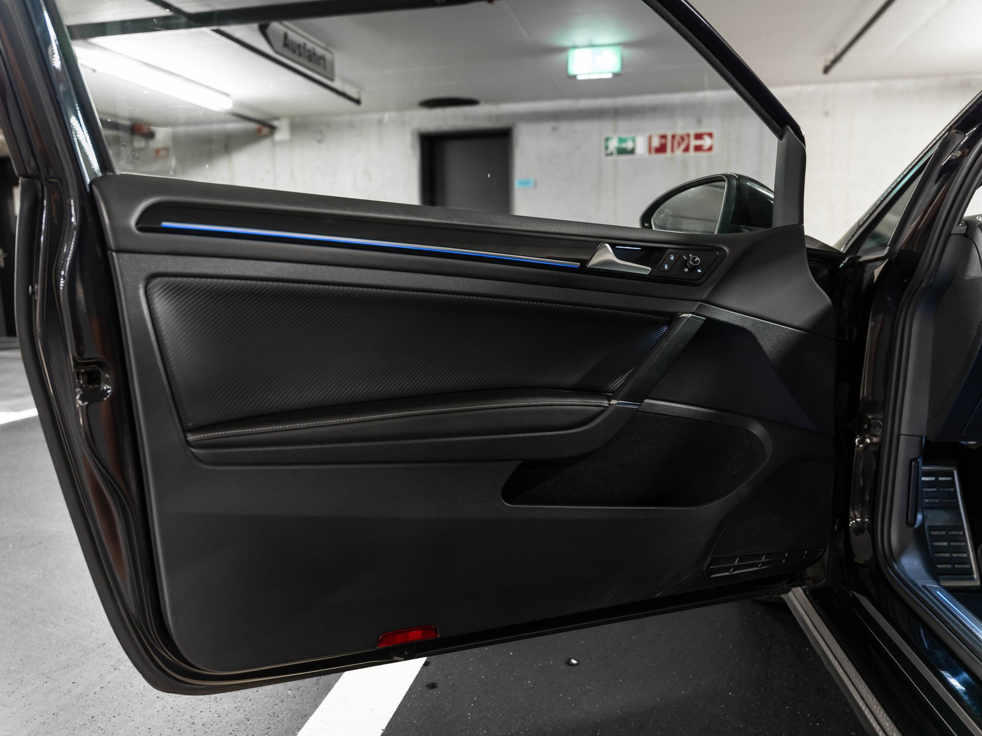 VW Golf 2.0 TSI R 4Motion DSG KROKOGOLF-image-22