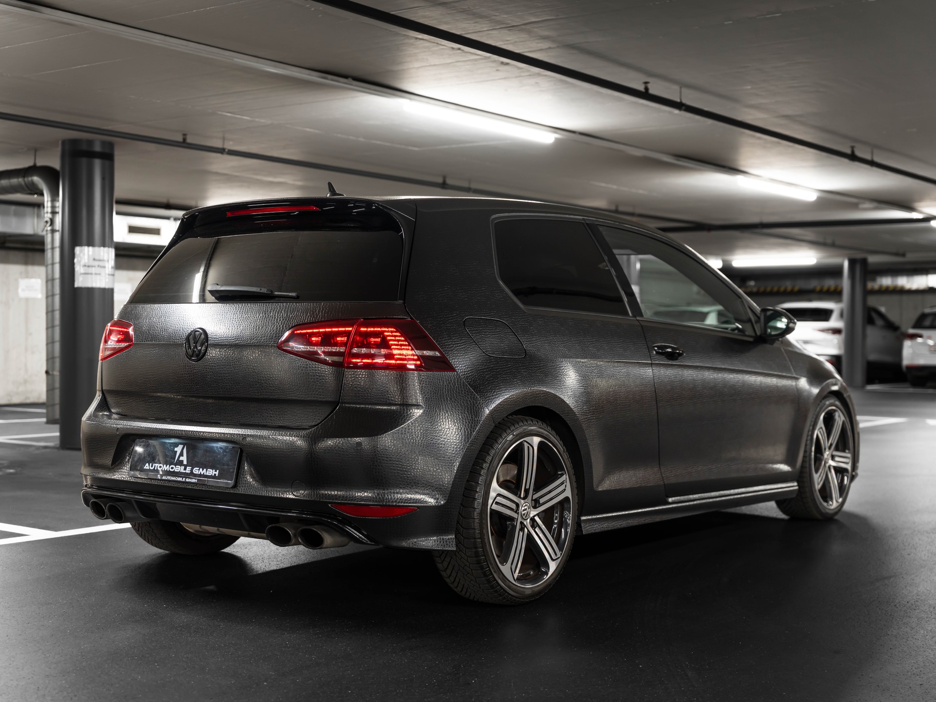 VW Golf 2.0 TSI R 4Motion DSG KROKOGOLF-image-9
