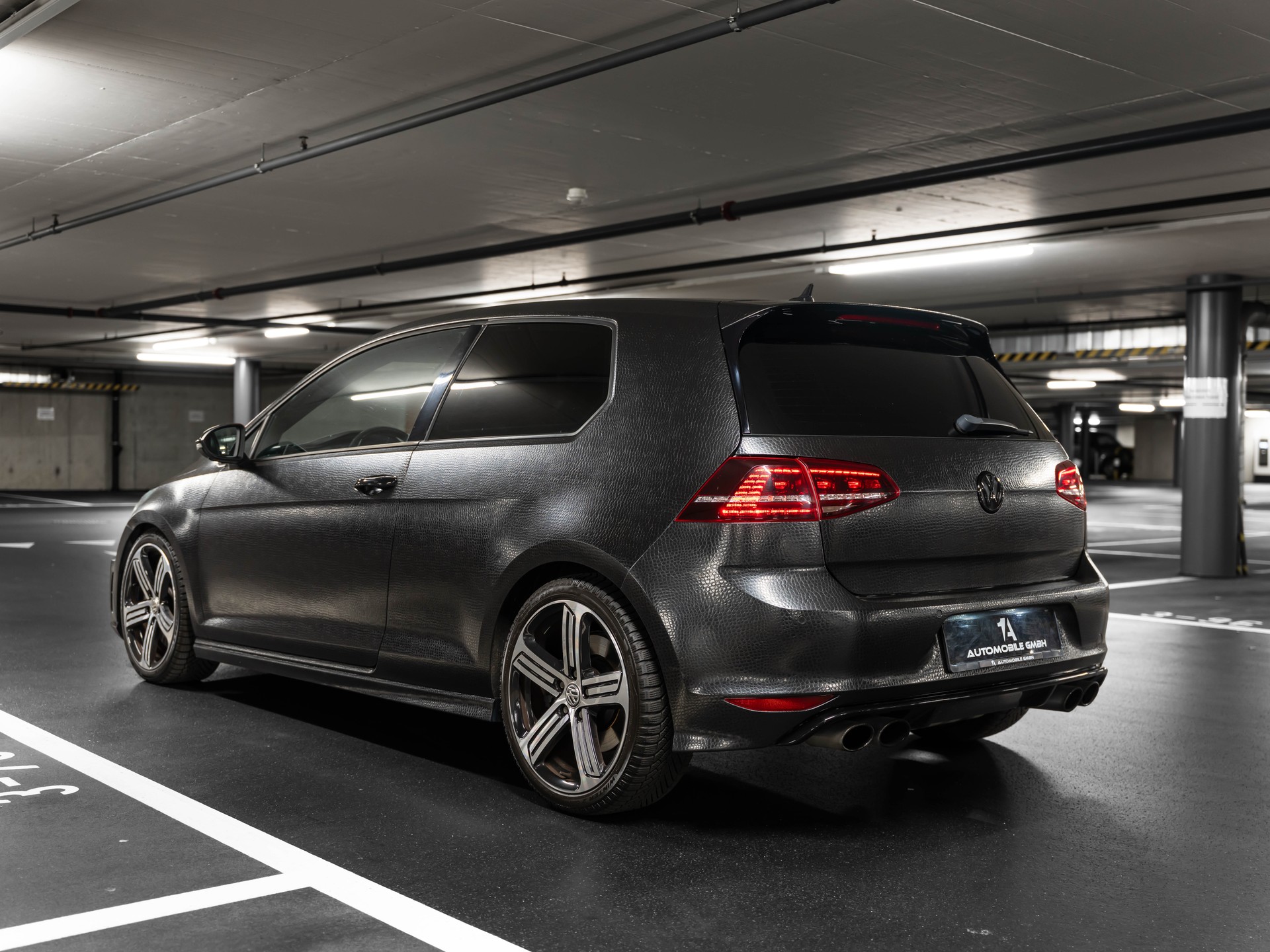 VW Golf 2.0 TSI R 4Motion DSG KROKOGOLF-image-5