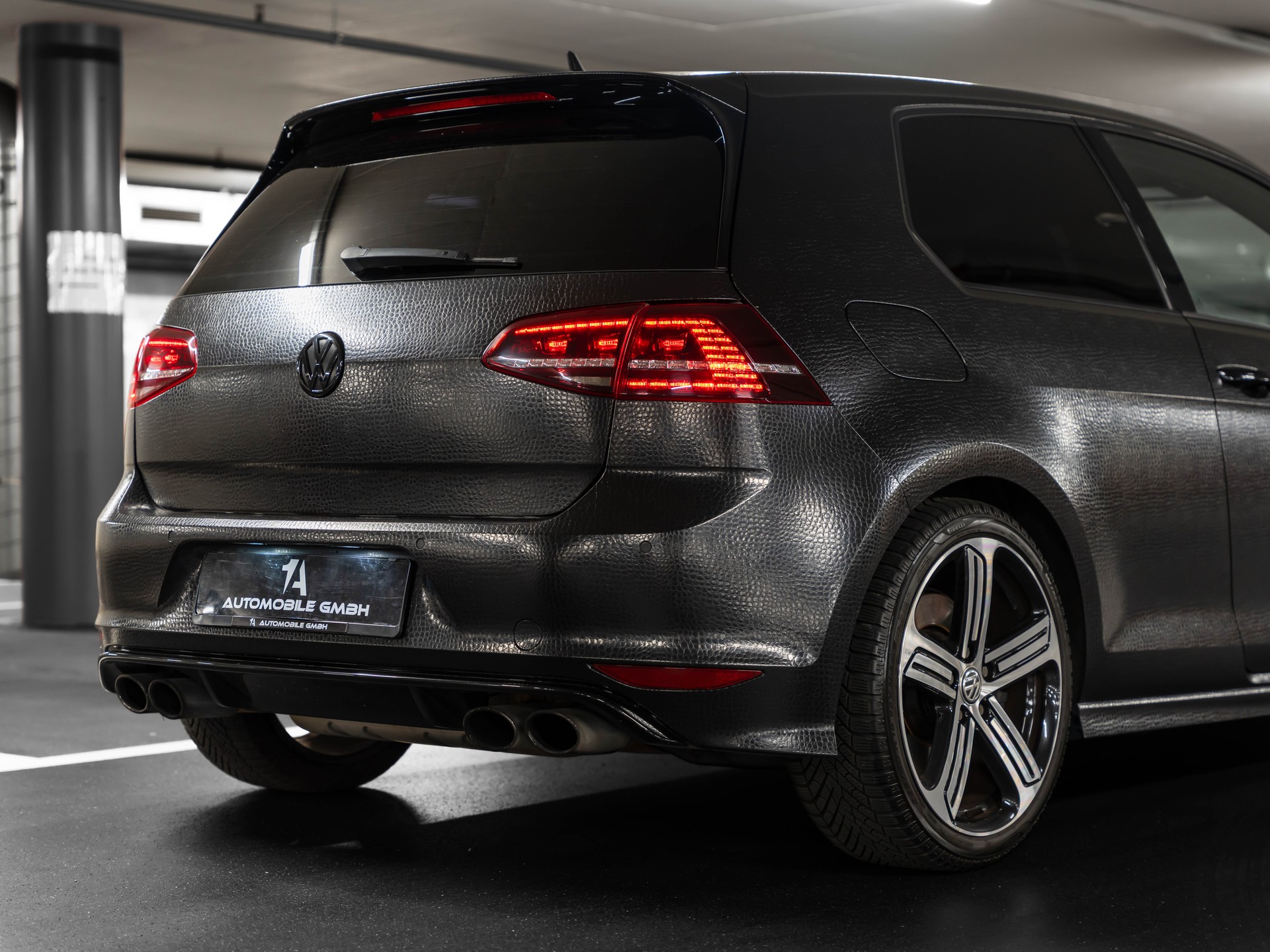 VW Golf 2.0 TSI R 4Motion DSG KROKOGOLF-image-8