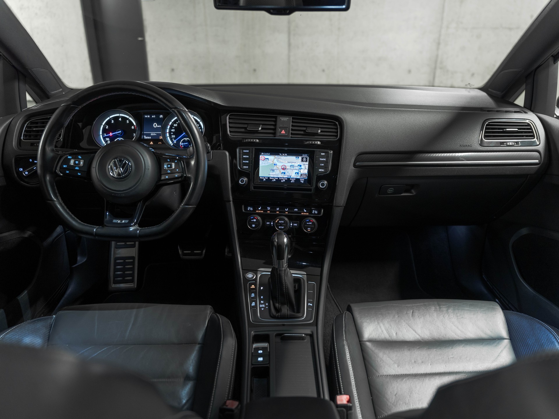 VW Golf 2.0 TSI R 4Motion DSG KROKOGOLF-image-14