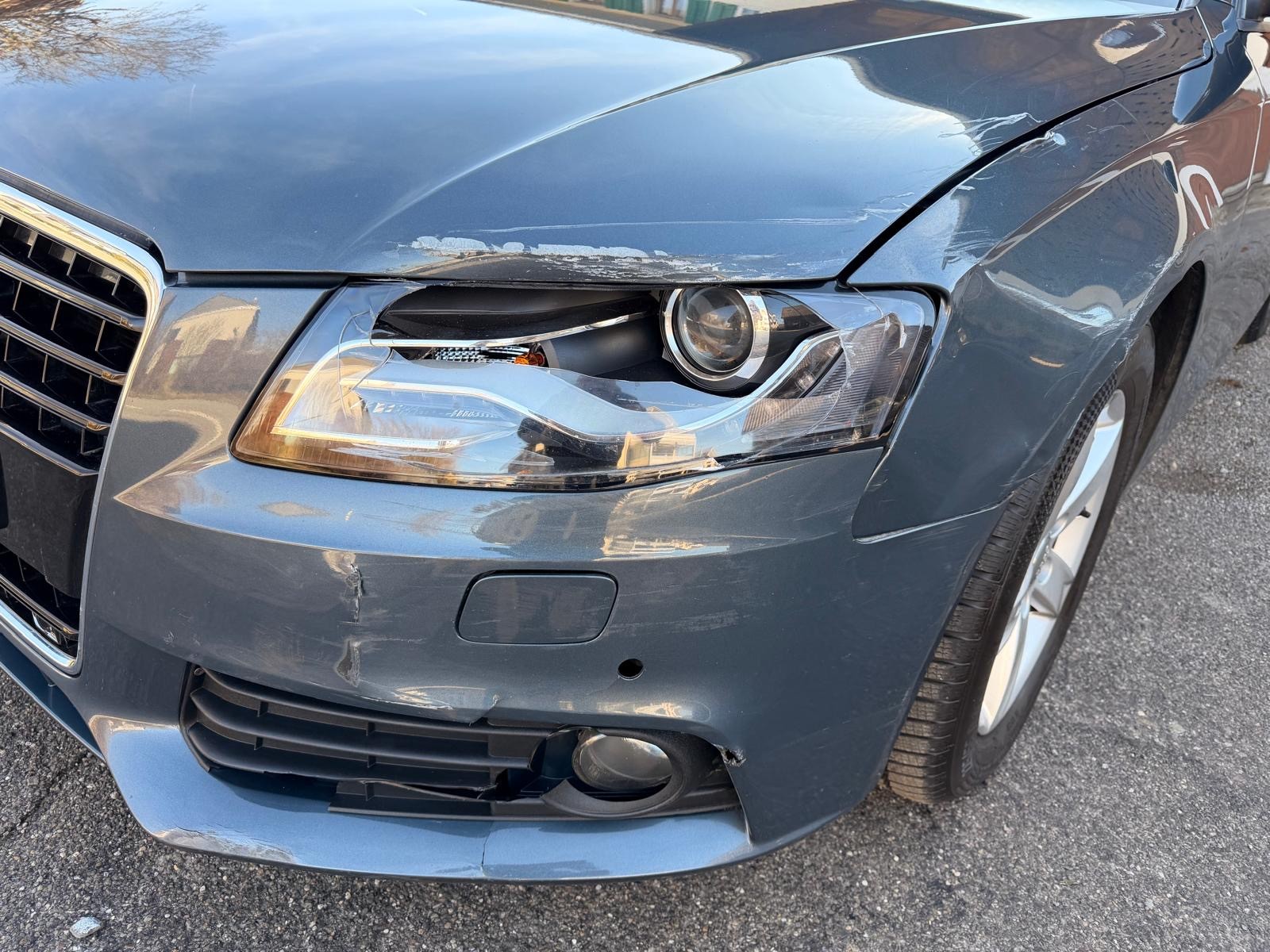 AUDI A4 Avant 3.0 TDI quattro S-tronic-image-1