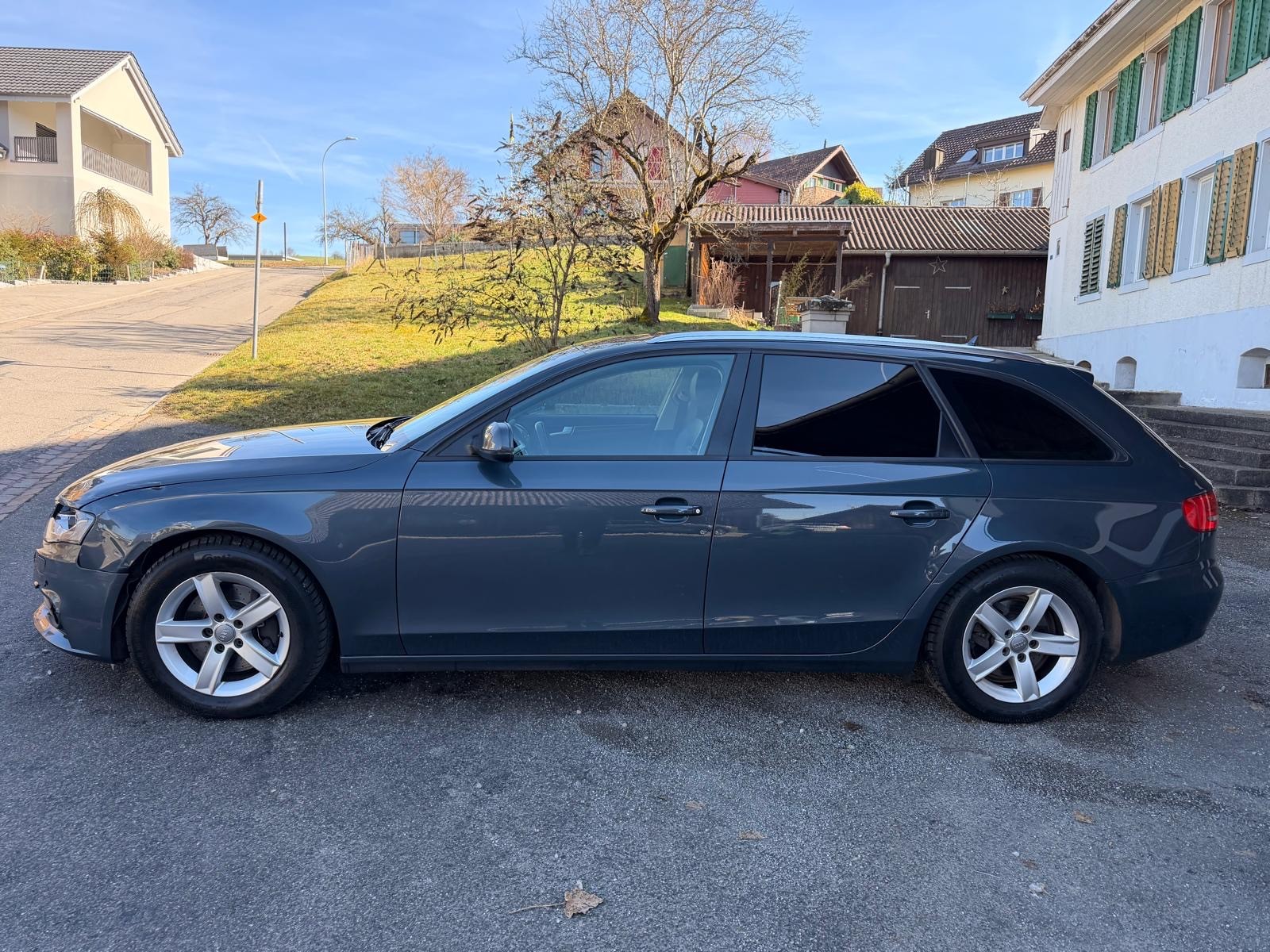 AUDI A4 Avant 3.0 TDI quattro S-tronic-image-2