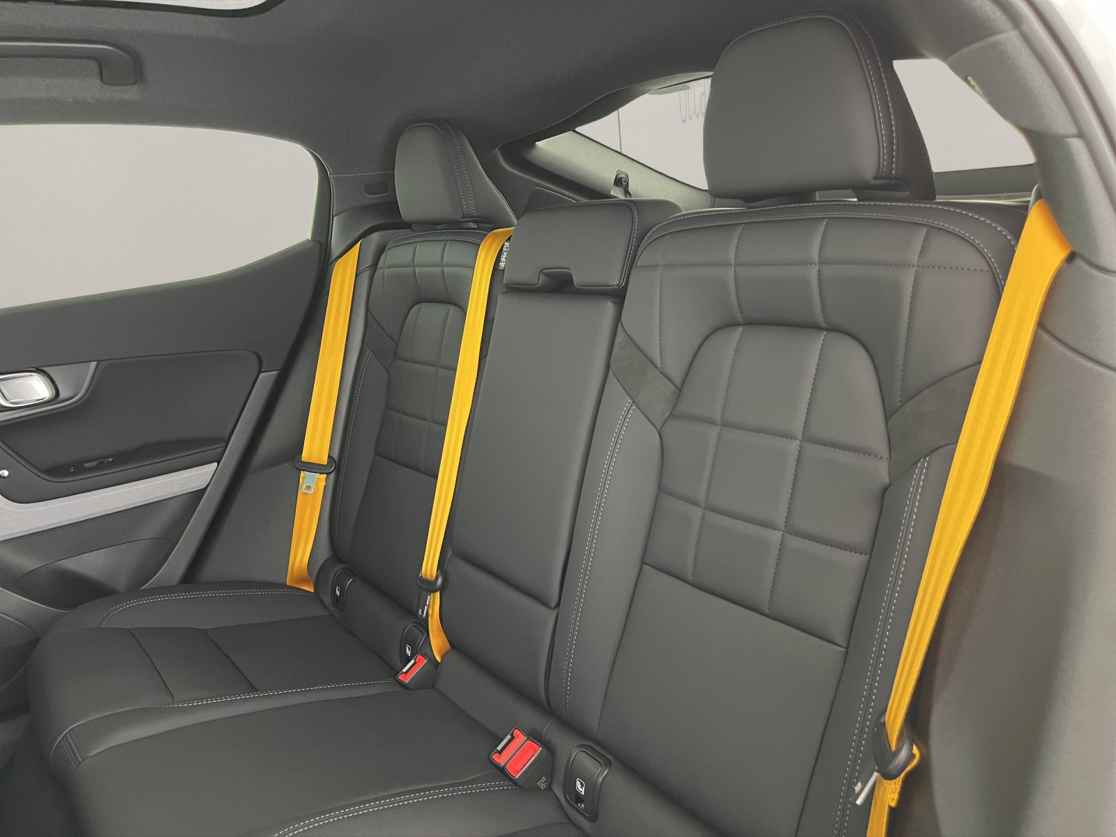 POLESTAR 2 Long Range Dual Motor Performance Prime-image-11