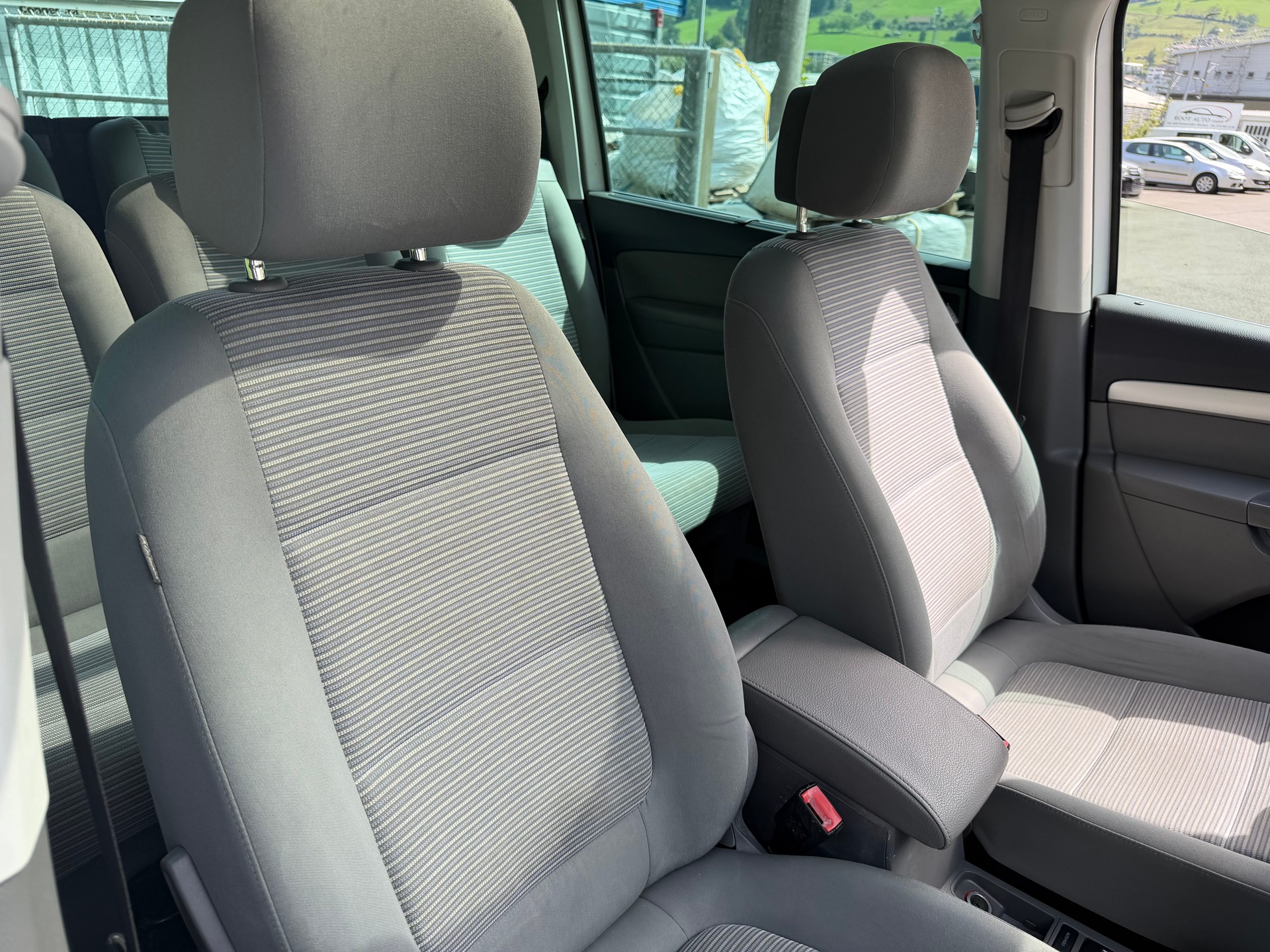 SEAT Alhambra 2.0 TDI Style Viva 4x4 * 7 Sitzplätze *-image-6
