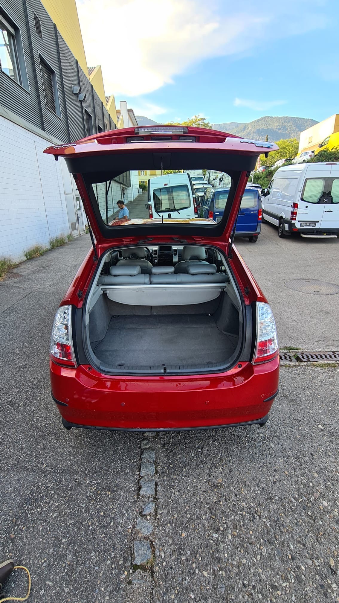 TOYOTA Prius 1.5 16V Hybrid ** Klimaanlage ** 08xAirbag ** LTZ MFK 20.02.2023 **-image-12