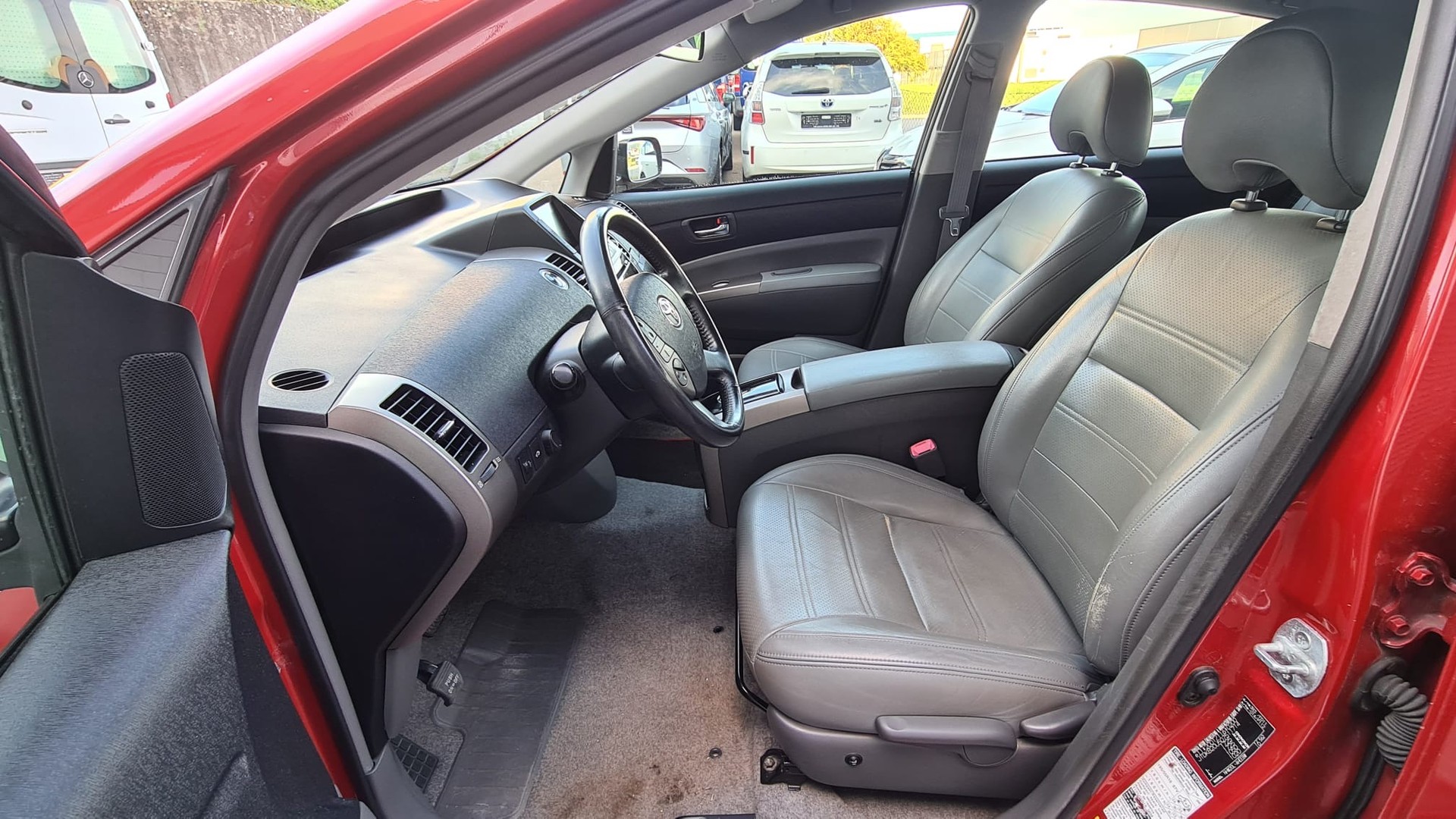 TOYOTA Prius 1.5 16V Hybrid ** Klimaanlage ** 08xAirbag ** LTZ MFK 20.02.2023 **-image-6
