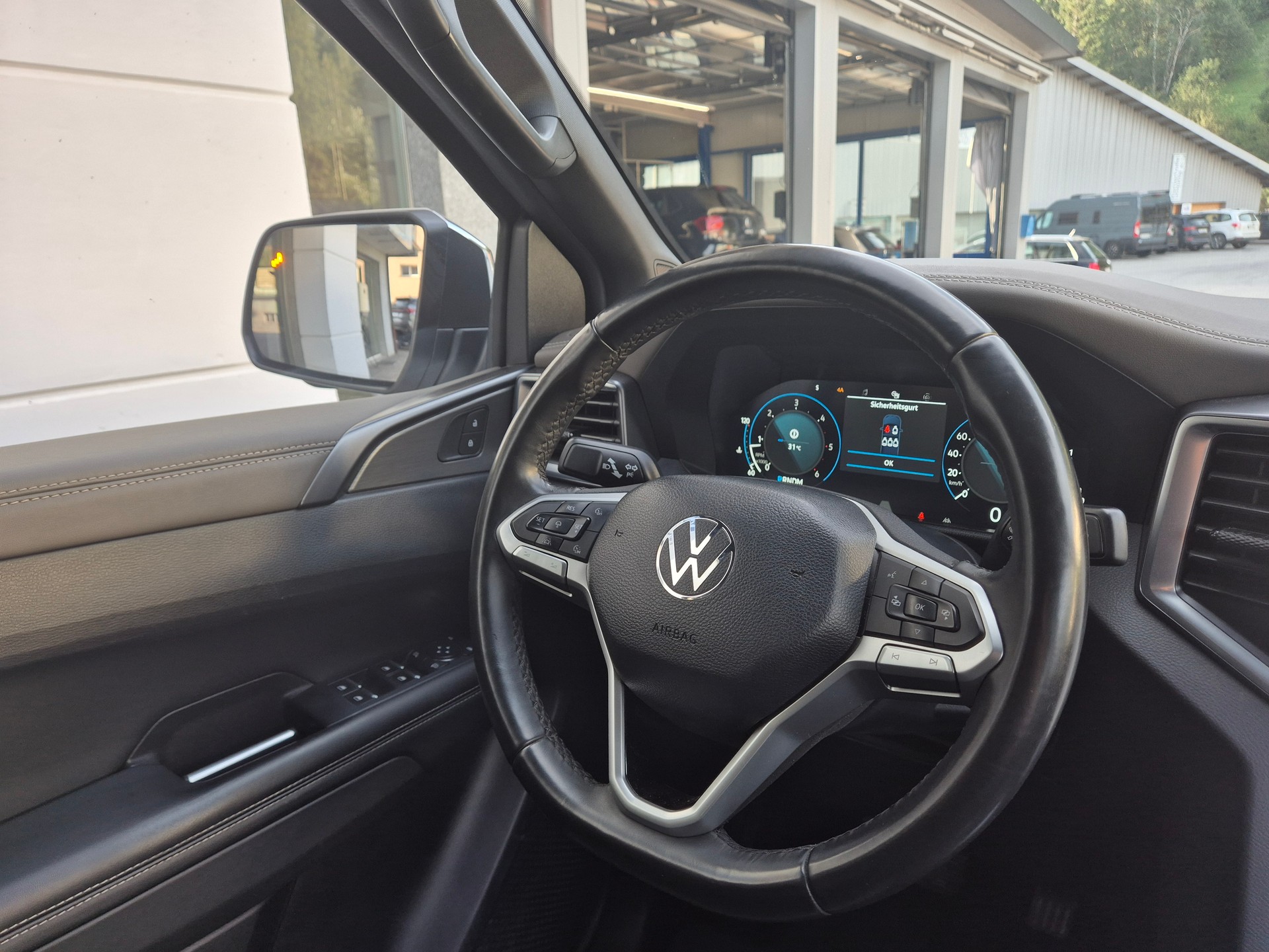 VW Amarok 3.0TDI Aventura Winter 1-image-12