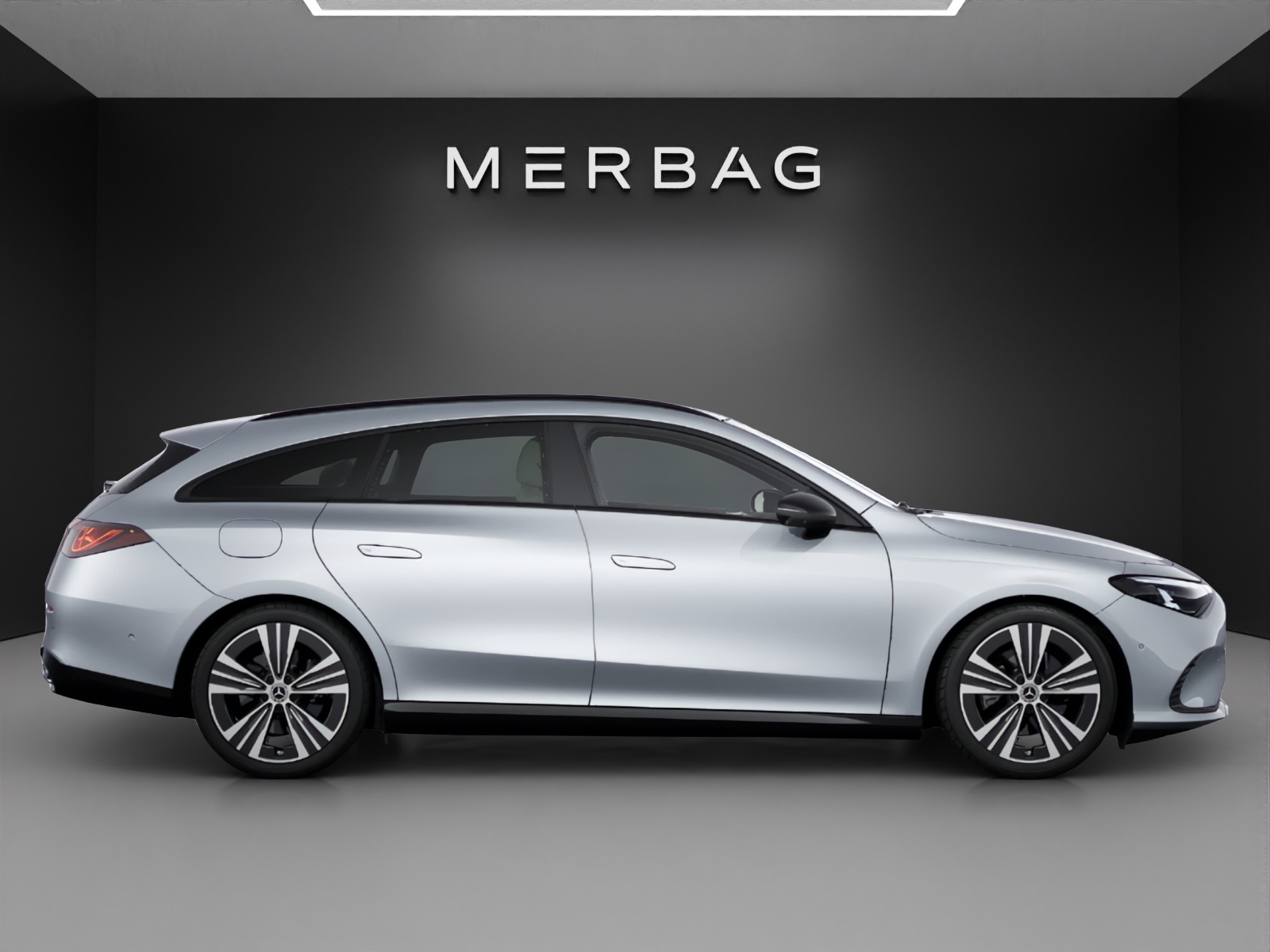 MERCEDES-BENZ CLA Shooting Brake 350 4Matic 85 kWh EQ-image-1