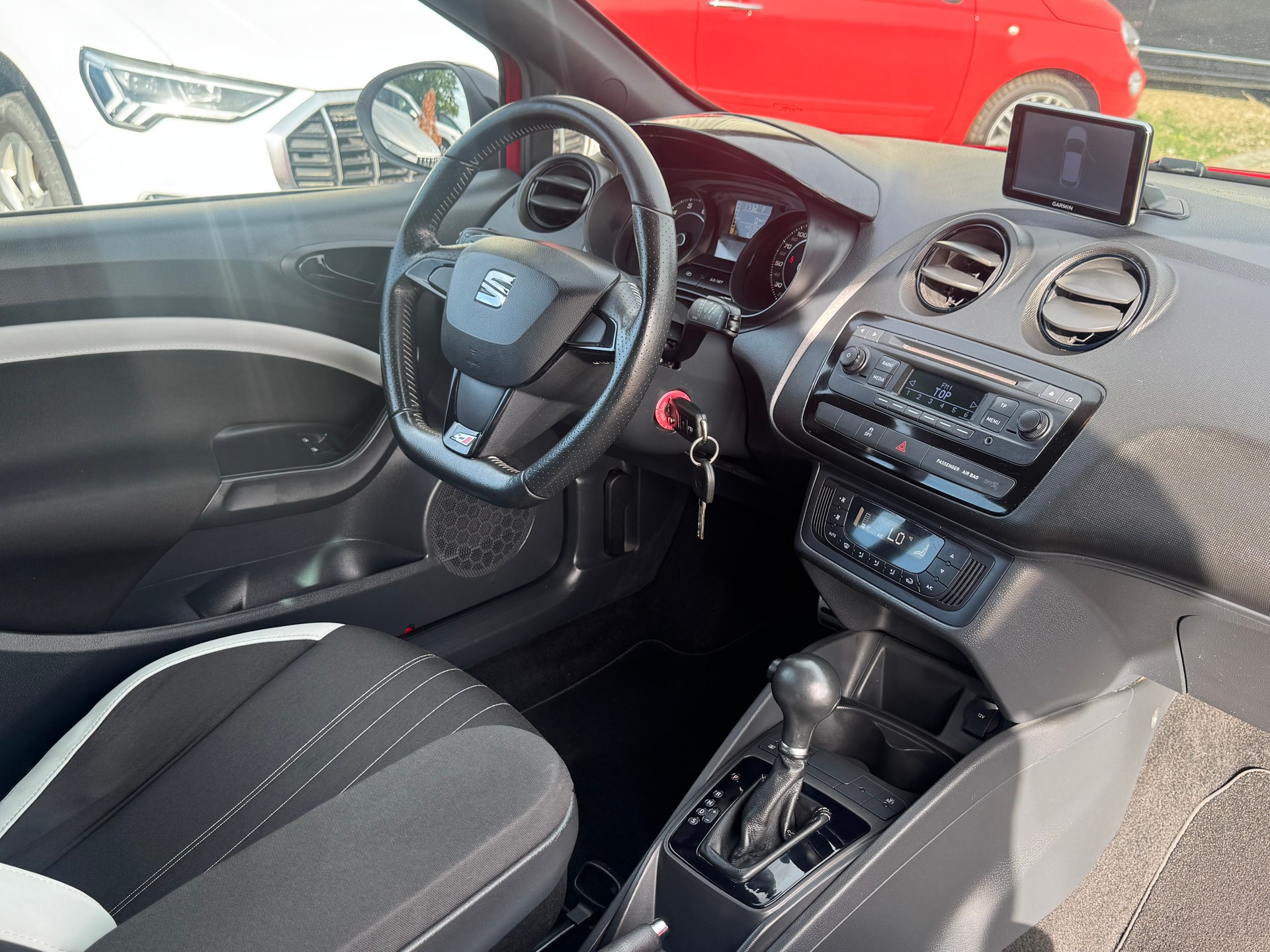 SEAT Ibiza SC 1.4 TSI Cupra DSG-image-6