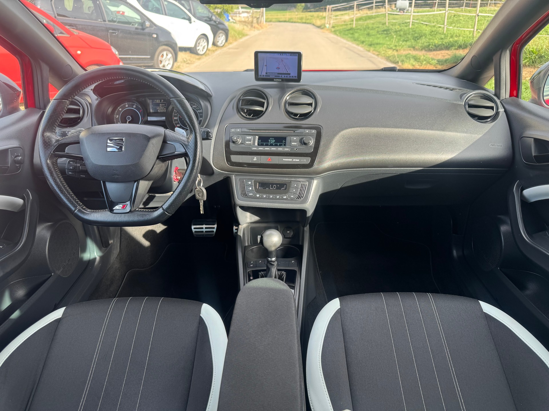 SEAT Ibiza SC 1.4 TSI Cupra DSG-image-7