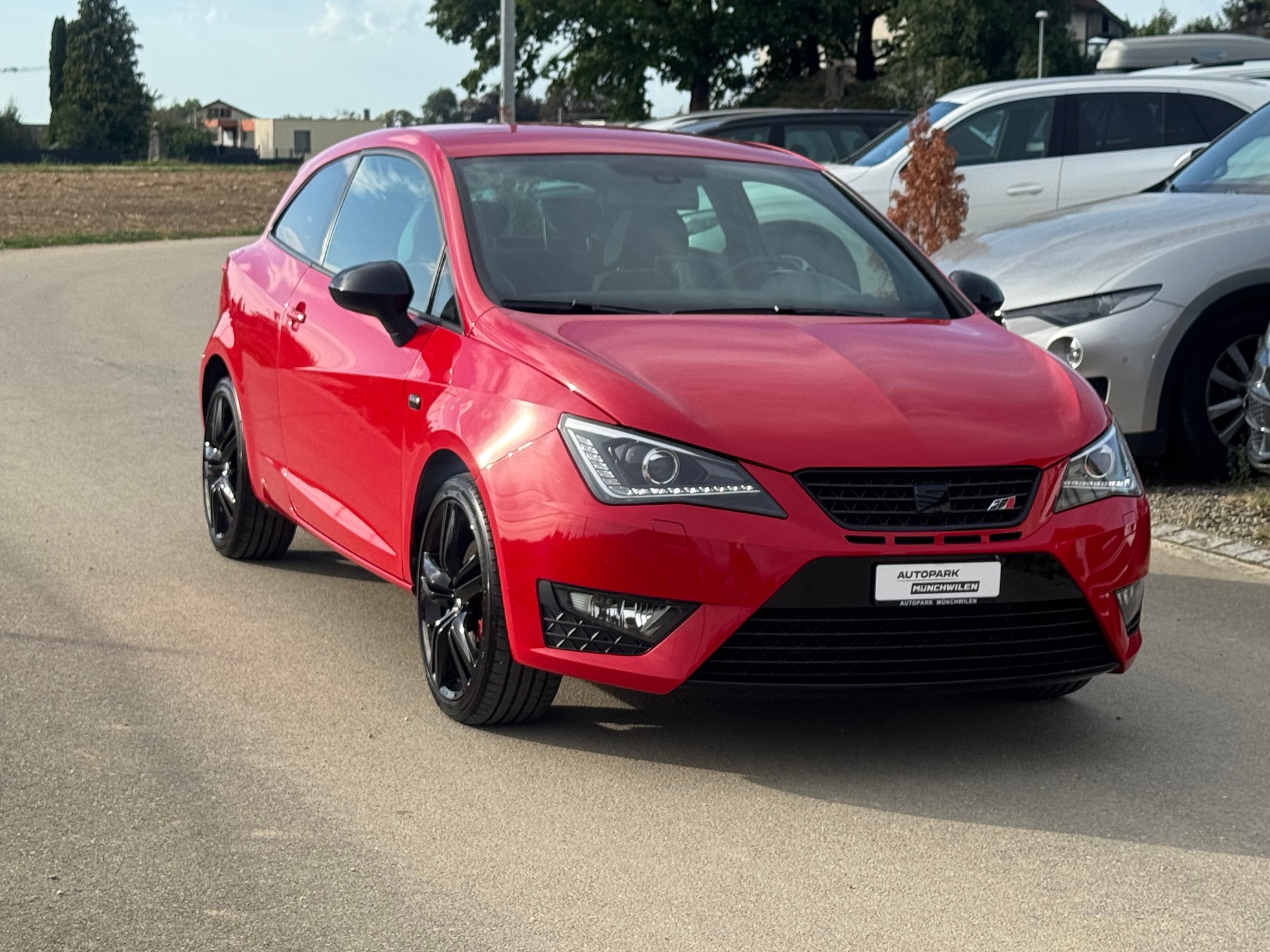 SEAT Ibiza SC 1.4 TSI Cupra DSG-image-1
