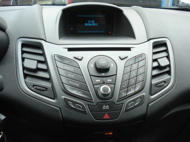 FORD Fiesta 1.0 SCTi Trend-image-18