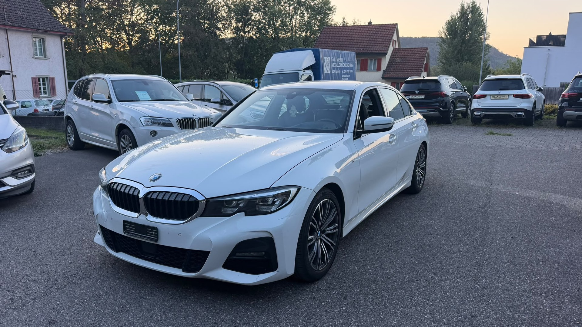 BMW 330d M Sport Steptronic-image-2
