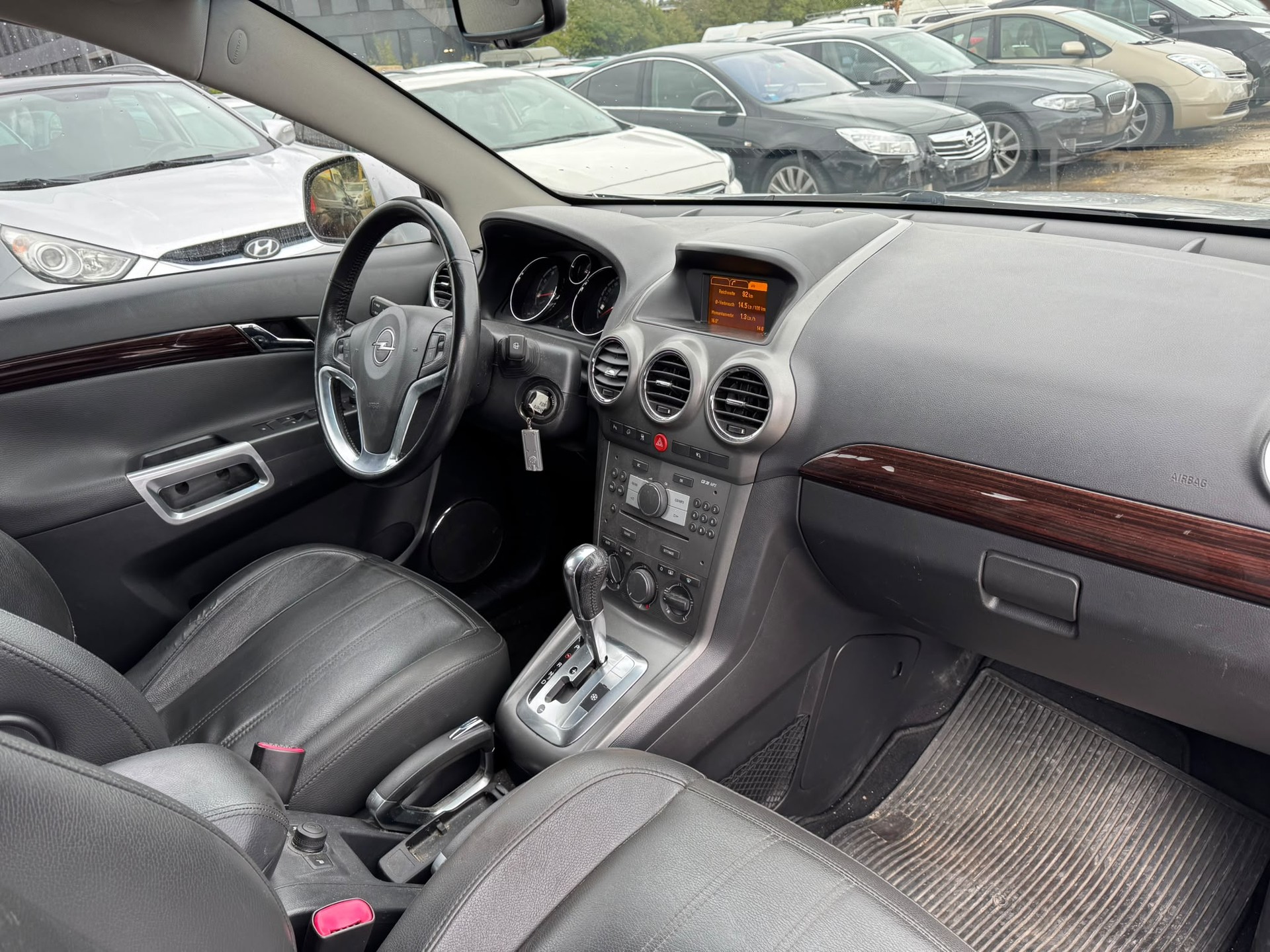 OPEL Antara 3.2 V6 Cosmo 4WD Automatic-image-8