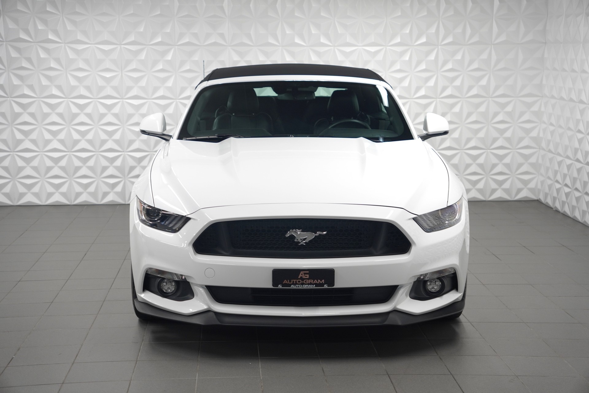 FORD Mustang Convertible 2.3 Automat-image-7