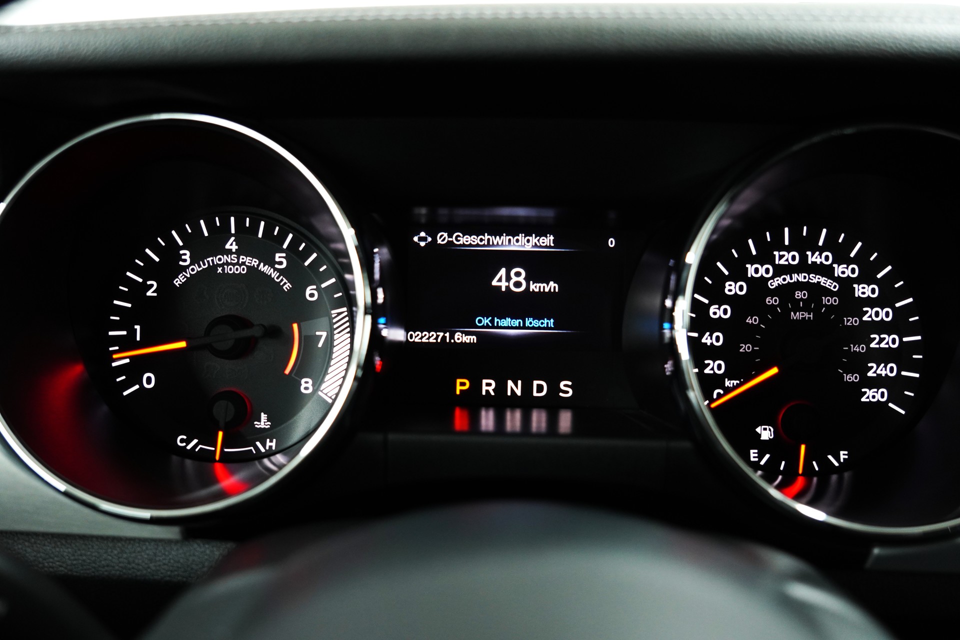 FORD Mustang Convertible 2.3 Automat-image-14