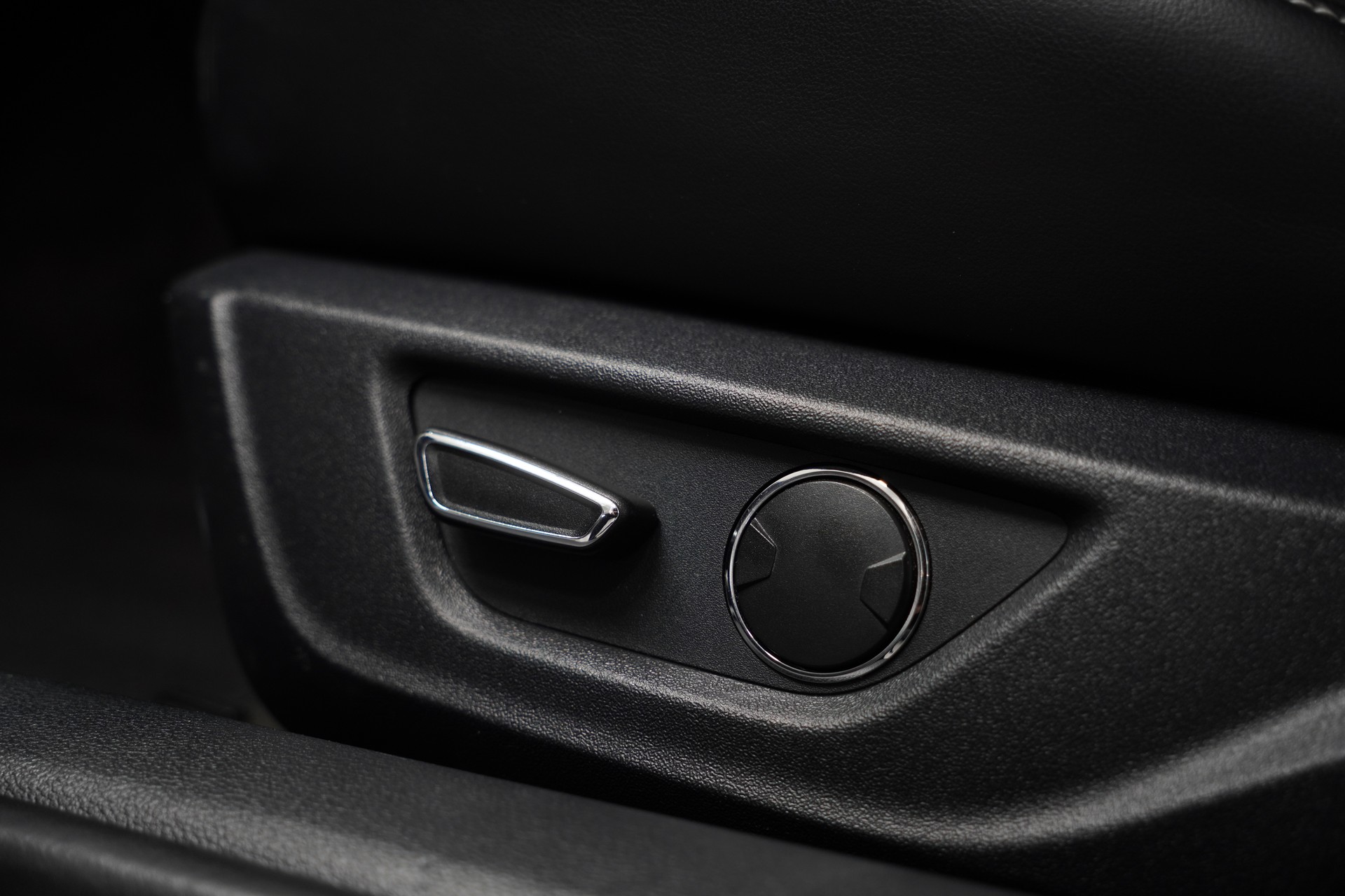 FORD Mustang Convertible 2.3 Automat-image-20