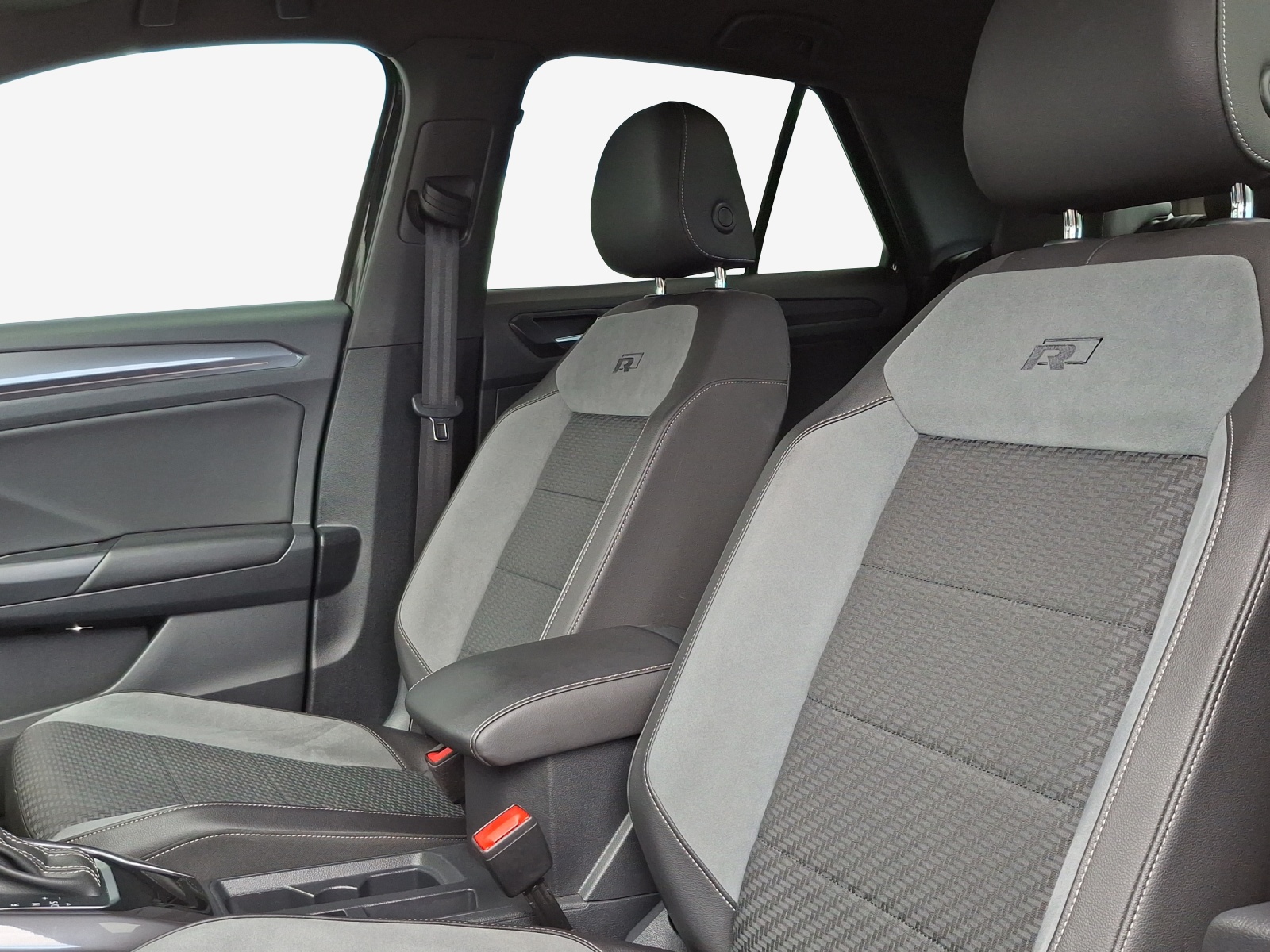 VW T-Roc 1.5 TSI EVO Sport DSG-image-7