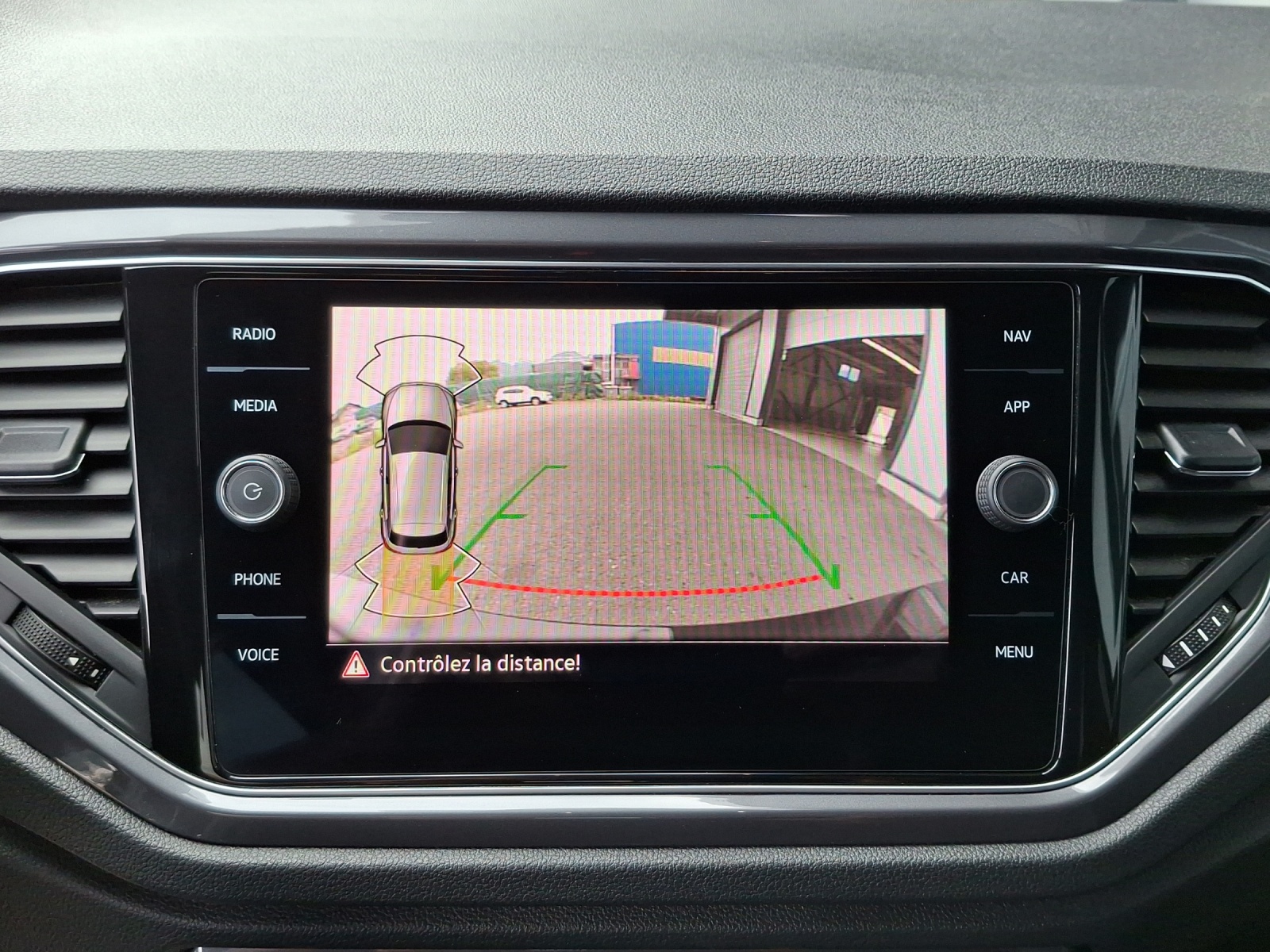 VW T-Roc 1.5 TSI EVO Sport DSG-image-15