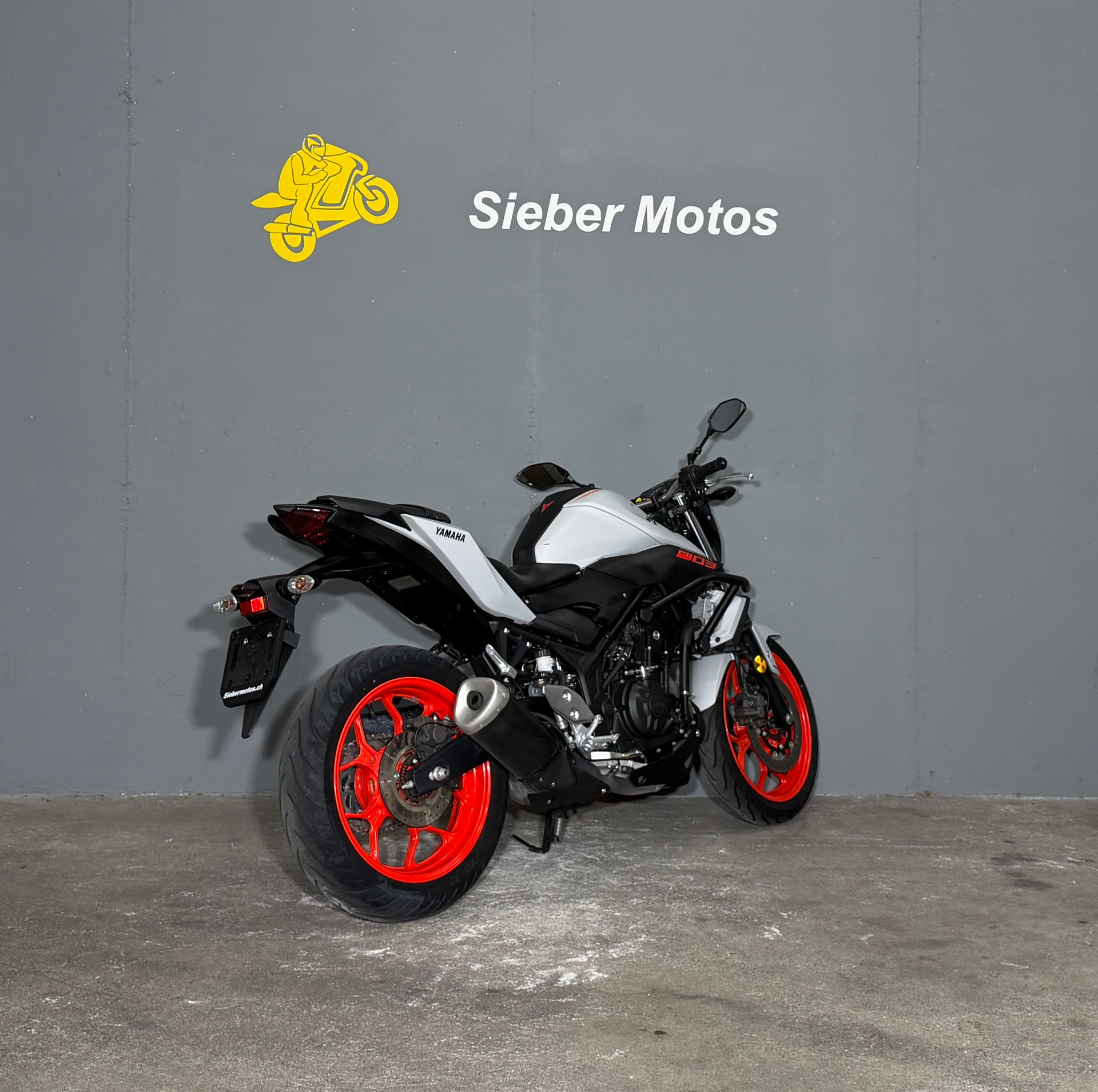 YAMAHA MT-03 ABS-showroom-element-3