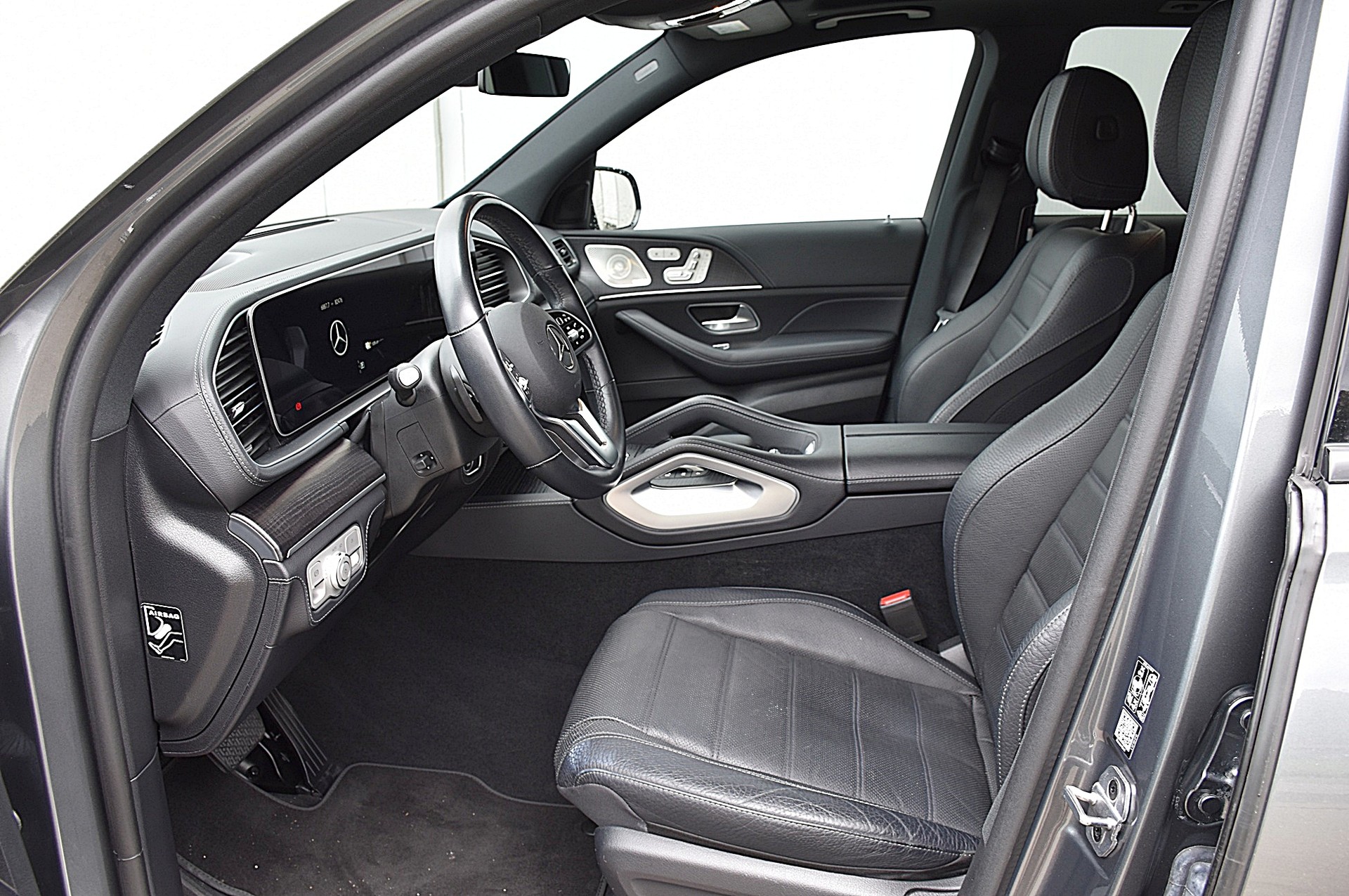 MERCEDES-BENZ GLE 350 de 4Matic 9G-Tronic AMG Line-image-6