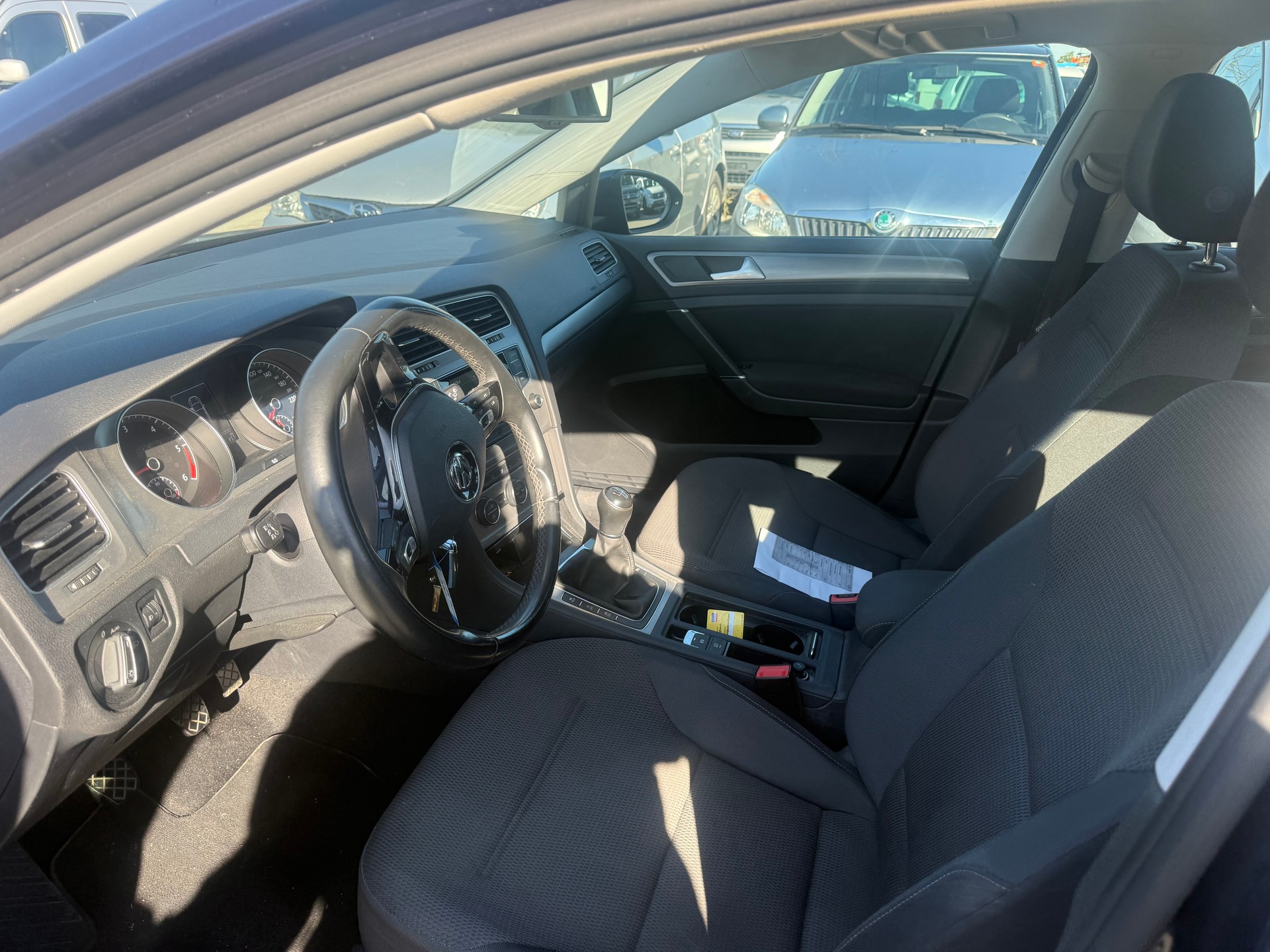 VW Golf Variant 1.6 TDI Comfortline 4Motion-image-7