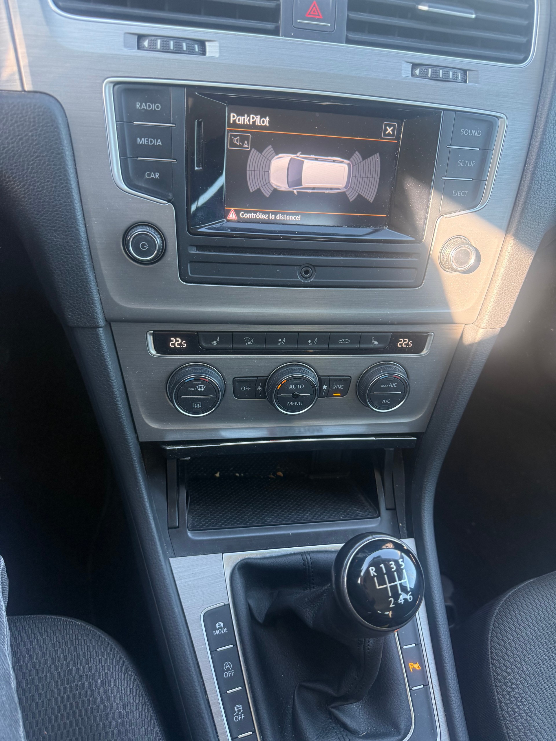 VW Golf Variant 1.6 TDI Comfortline 4Motion-image-8