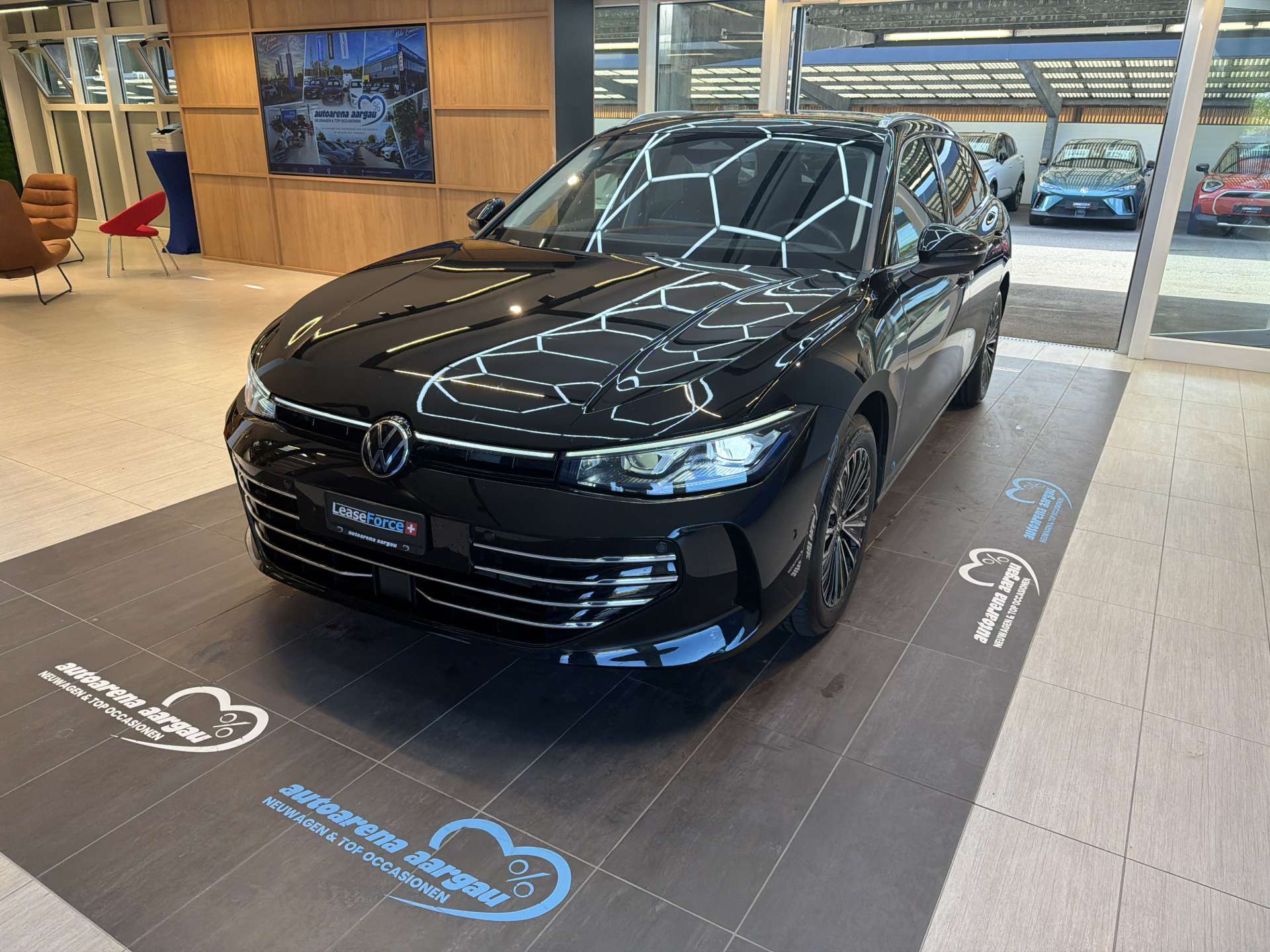 VW Passat Variant 1.5 eTSi evo2 Elegance DSG-Automat