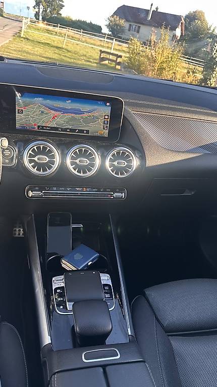 MERCEDES-BENZ B 250-image-3