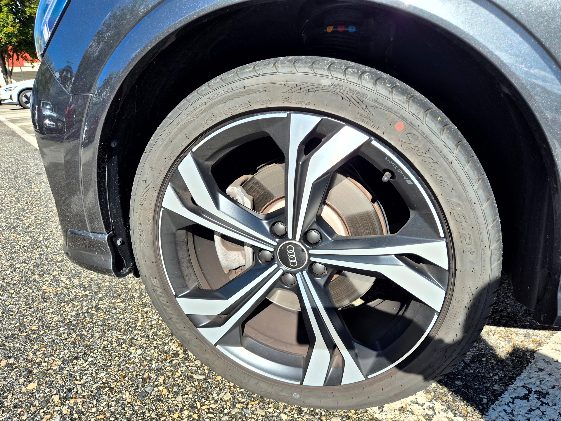 AUDI Q3 Sportback 40 TFSI S line quattro S-tronic-image-15