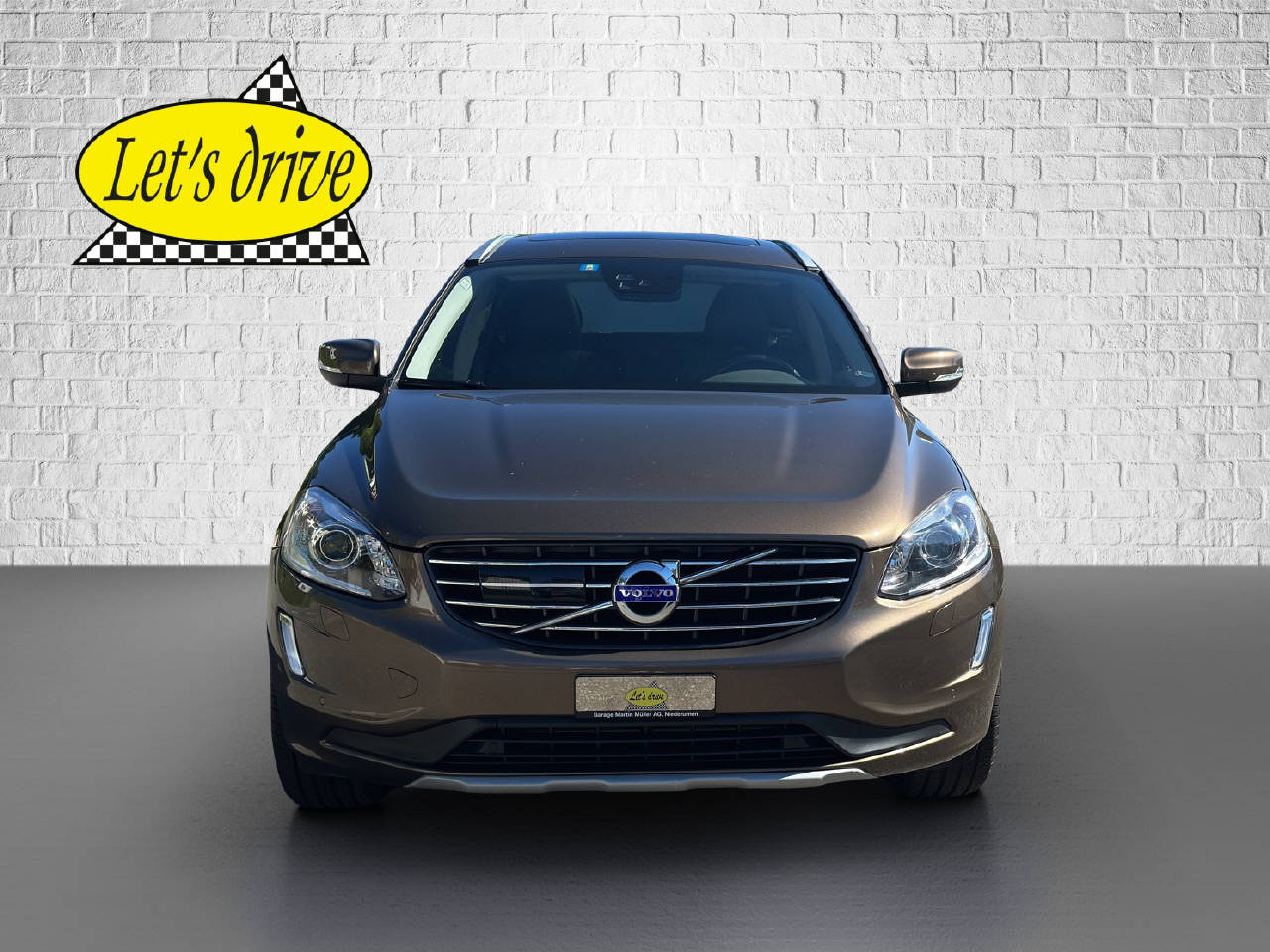 VOLVO XC60 2.4 D5 Executive Plus-image-1