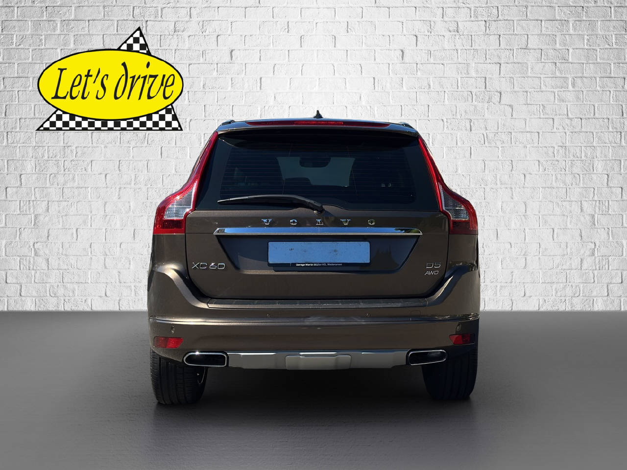 VOLVO XC60 2.4 D5 Executive Plus-image-4