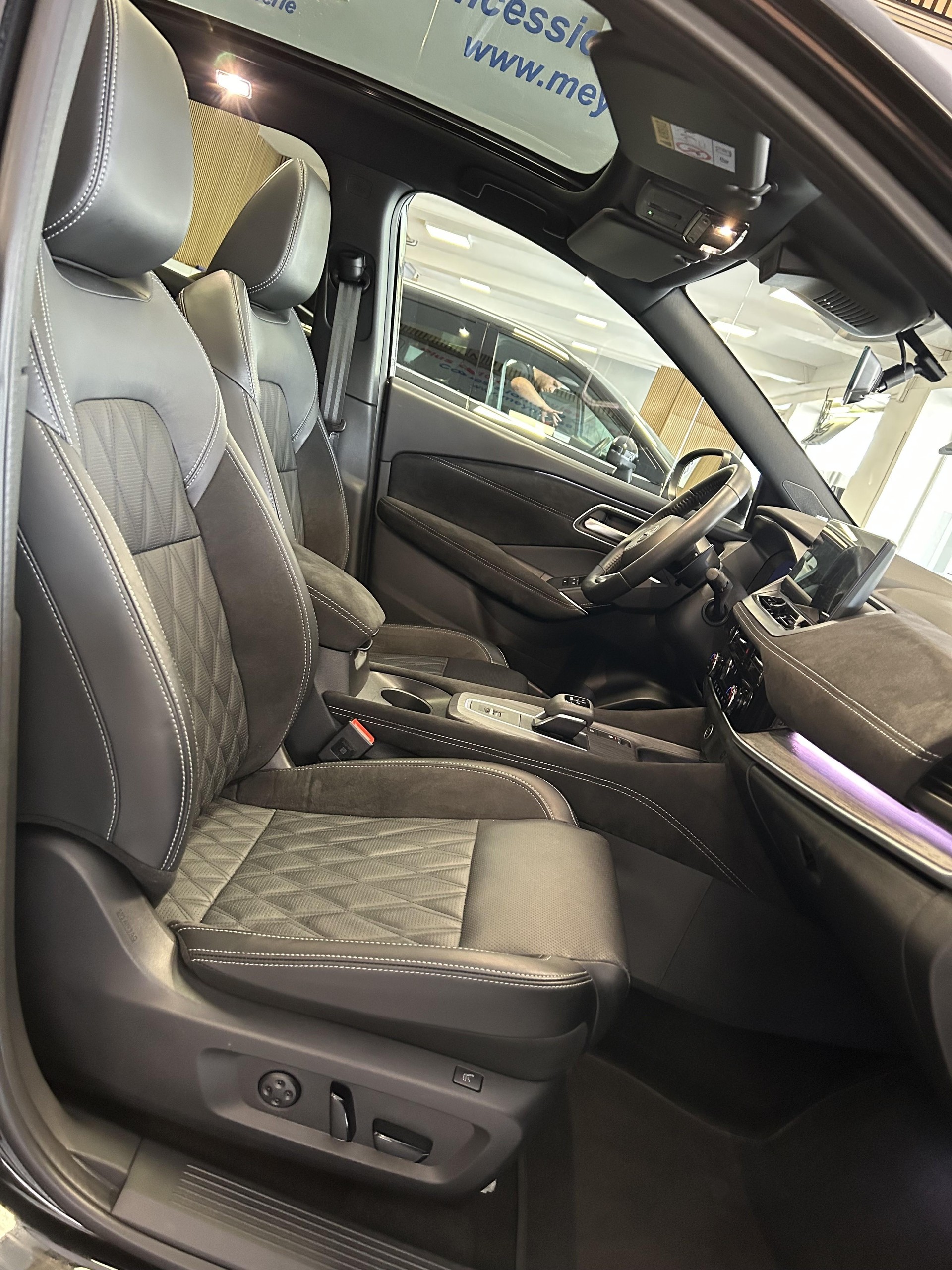 NISSAN Qashqai 1.3 DIG-T 158 Tekna+-image-20