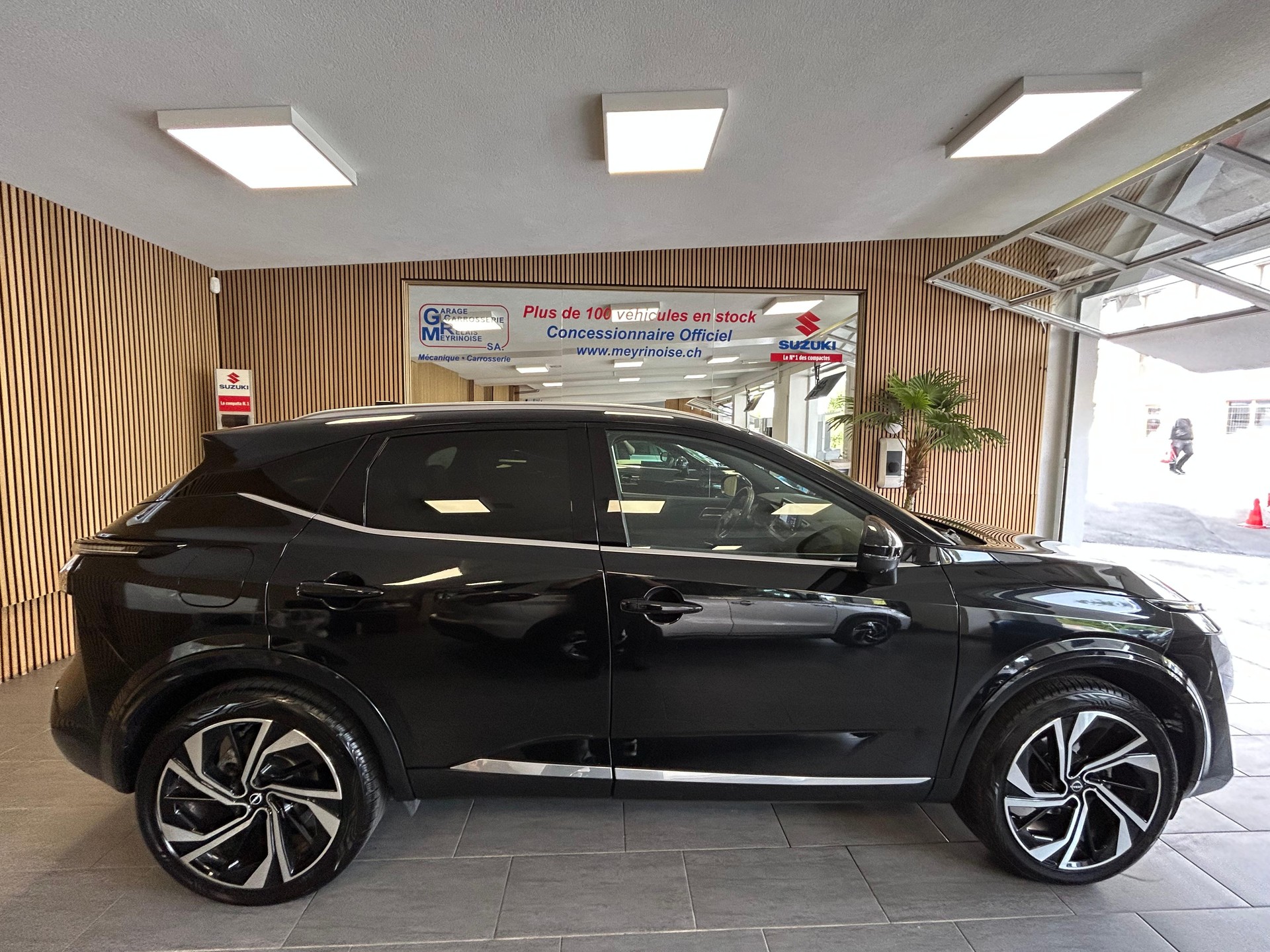 NISSAN Qashqai 1.3 DIG-T 158 Tekna+-image-0