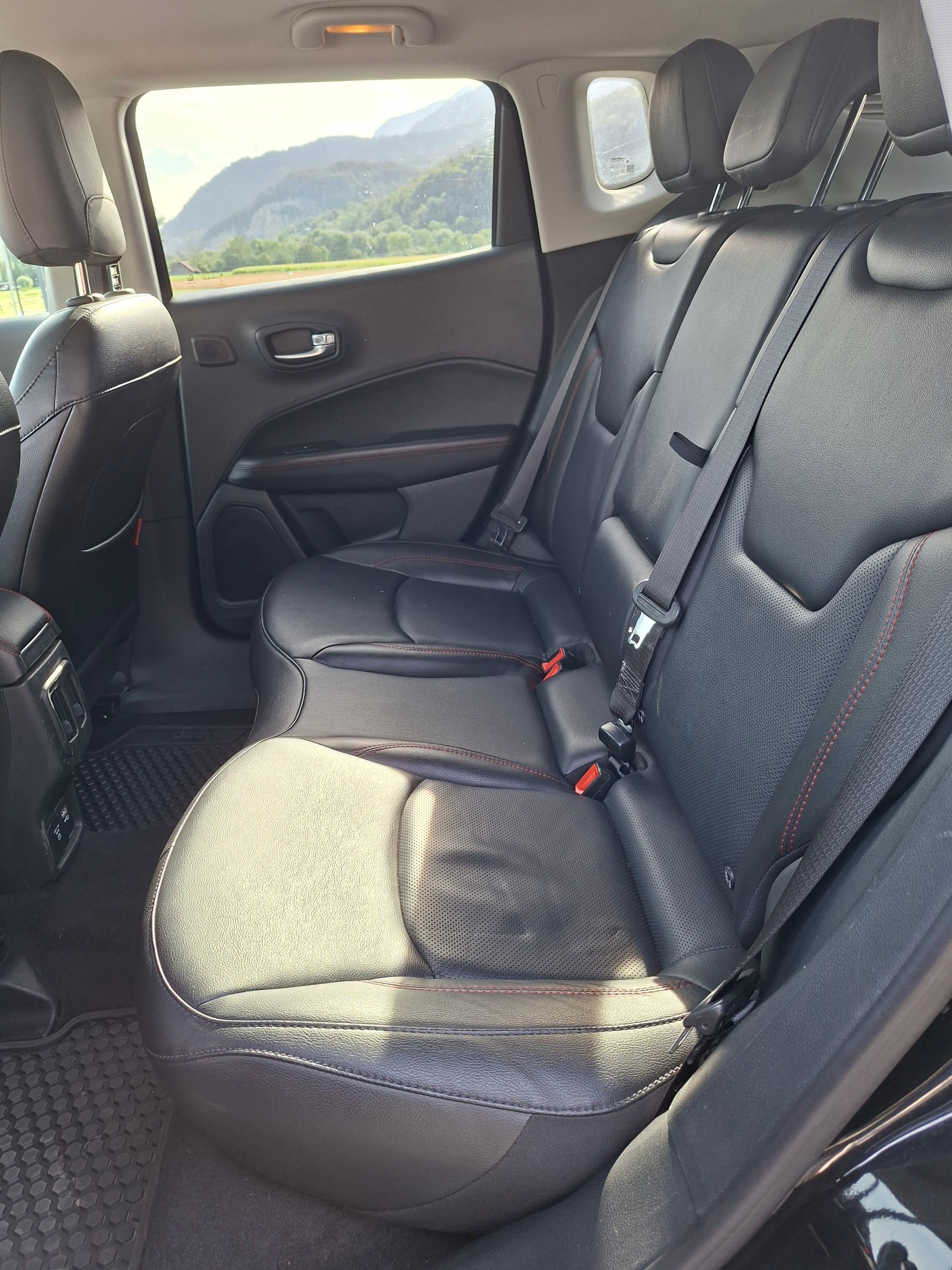 JEEP Compass 2.0CRD Trailhawk AWD 9ATX-image-13