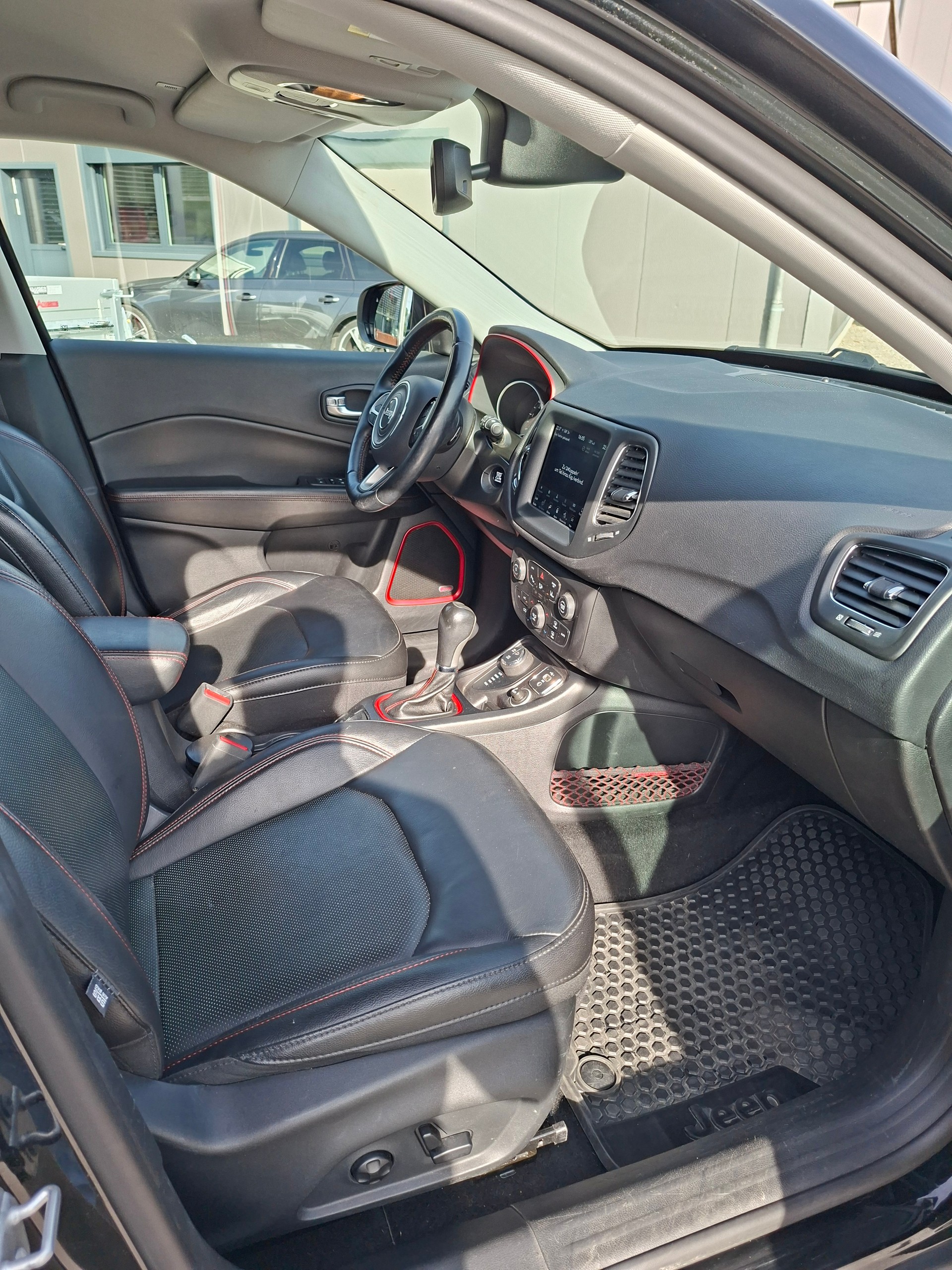 JEEP Compass 2.0CRD Trailhawk AWD 9ATX-image-12
