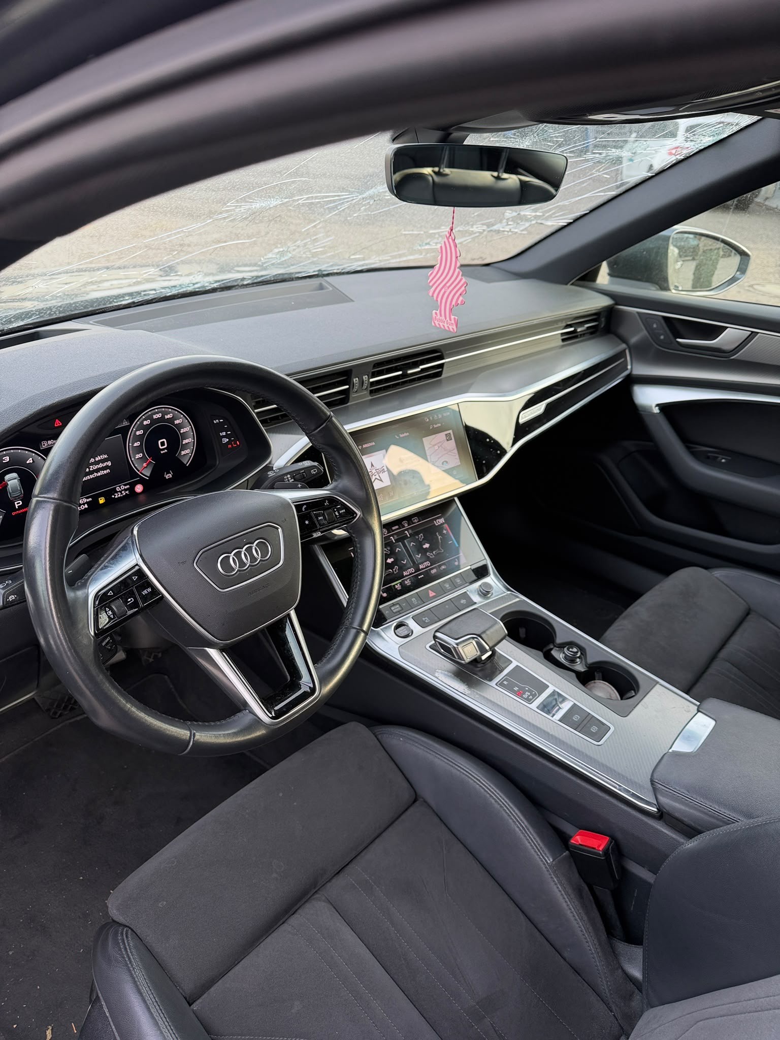 AUDI A6 Avant 40 TDI Sport Attraction quattro S-tronic-image-10