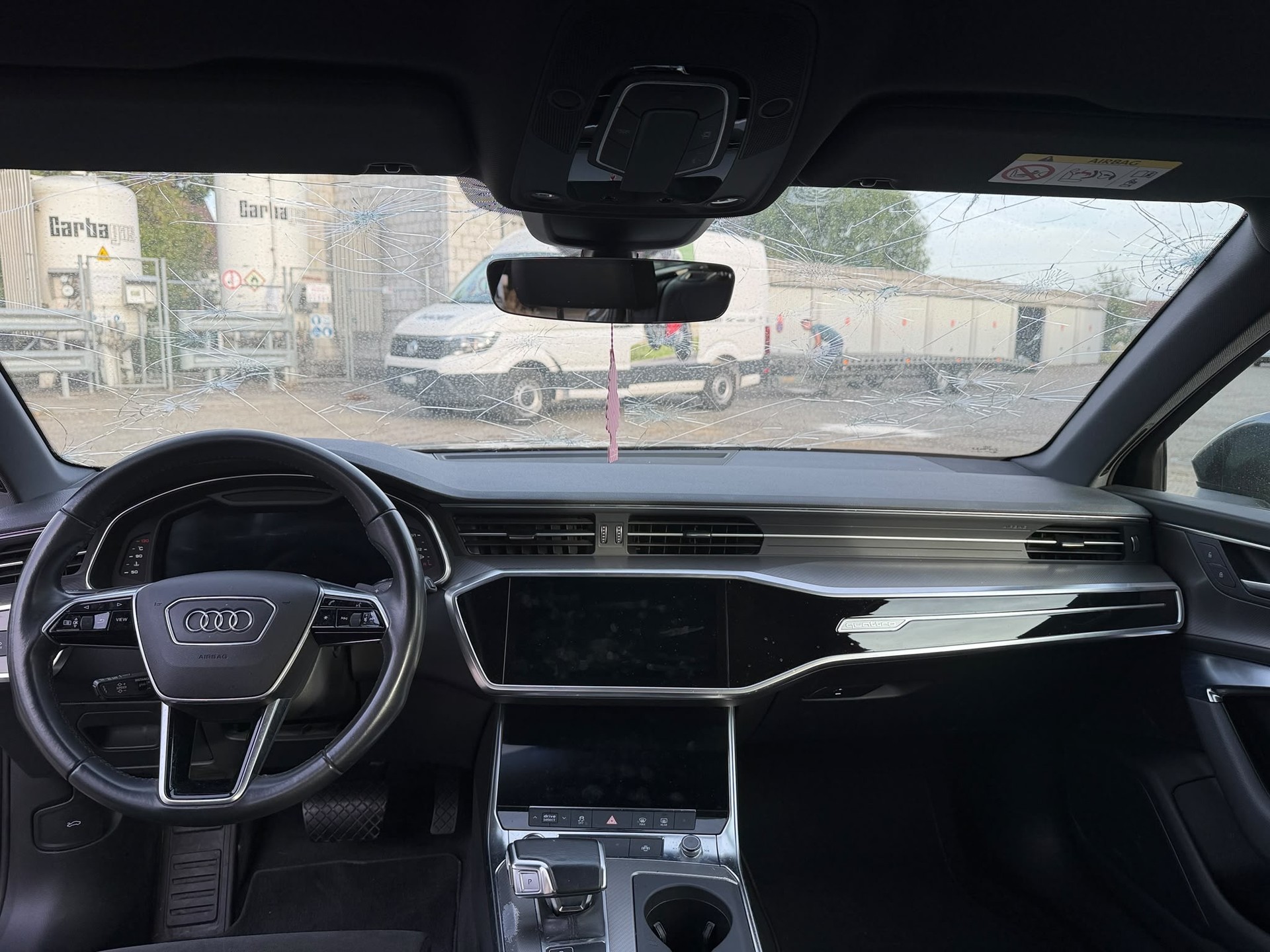 AUDI A6 Avant 40 TDI Sport Attraction quattro S-tronic-image-8
