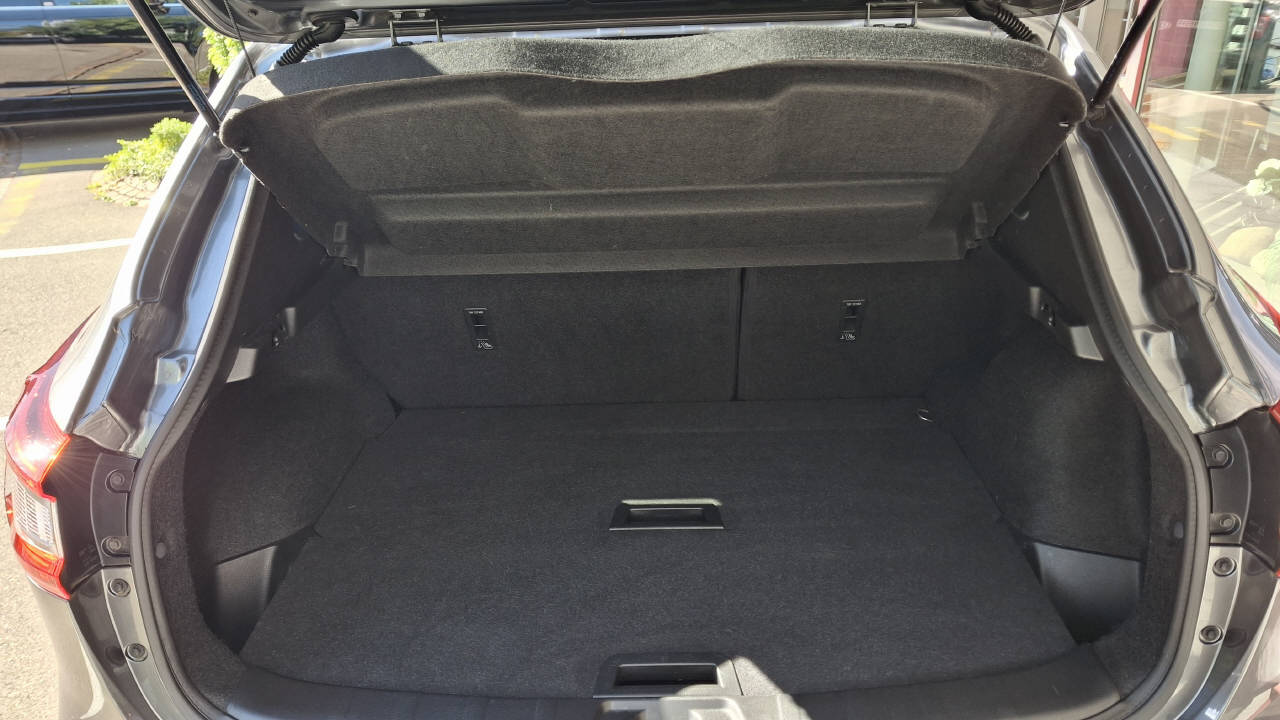 NISSAN Qashqai 1.3 DIG-T 160 Tekna-image-5