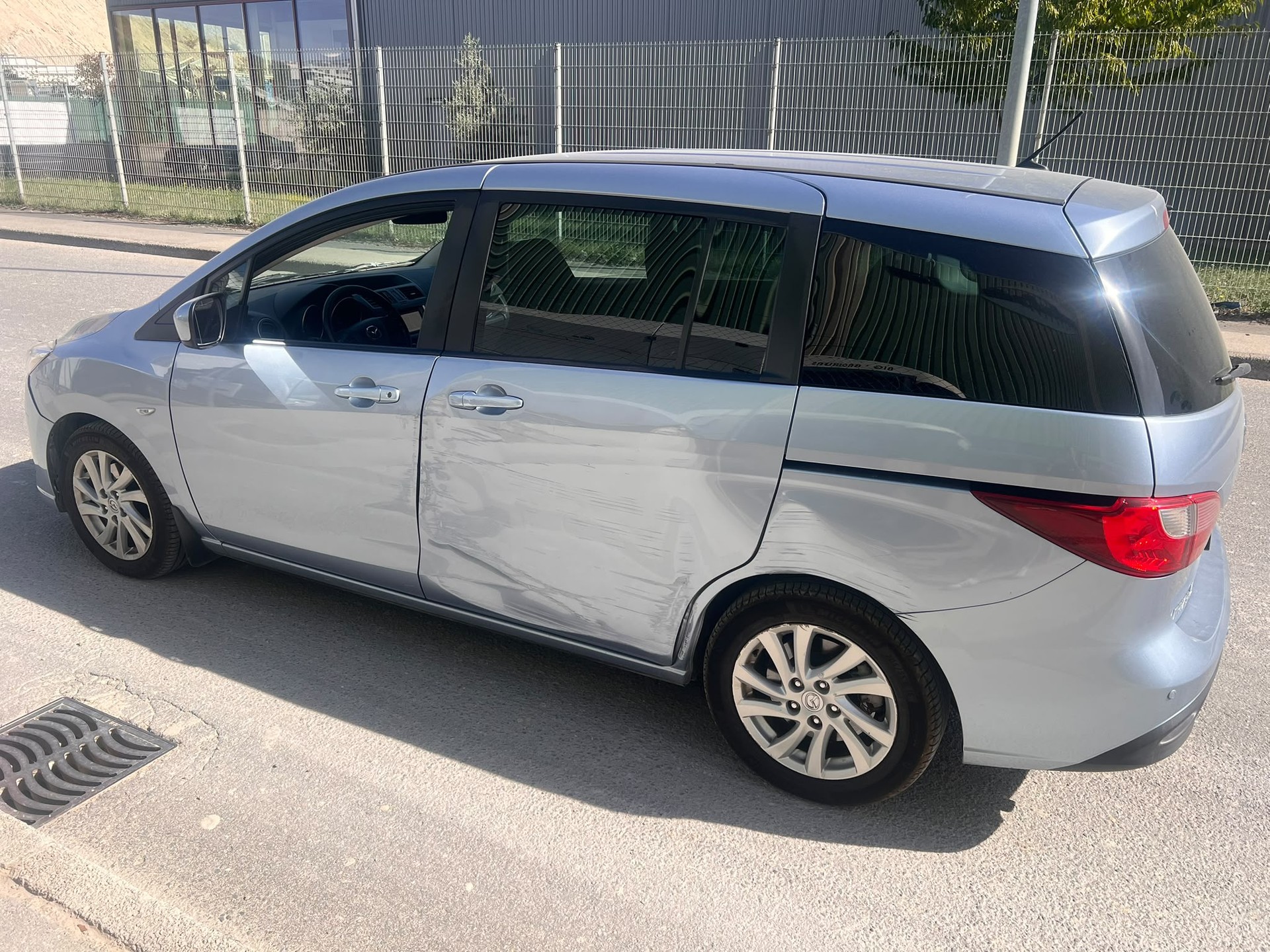 MAZDA 5 2.0 16V Exclusive-image-6